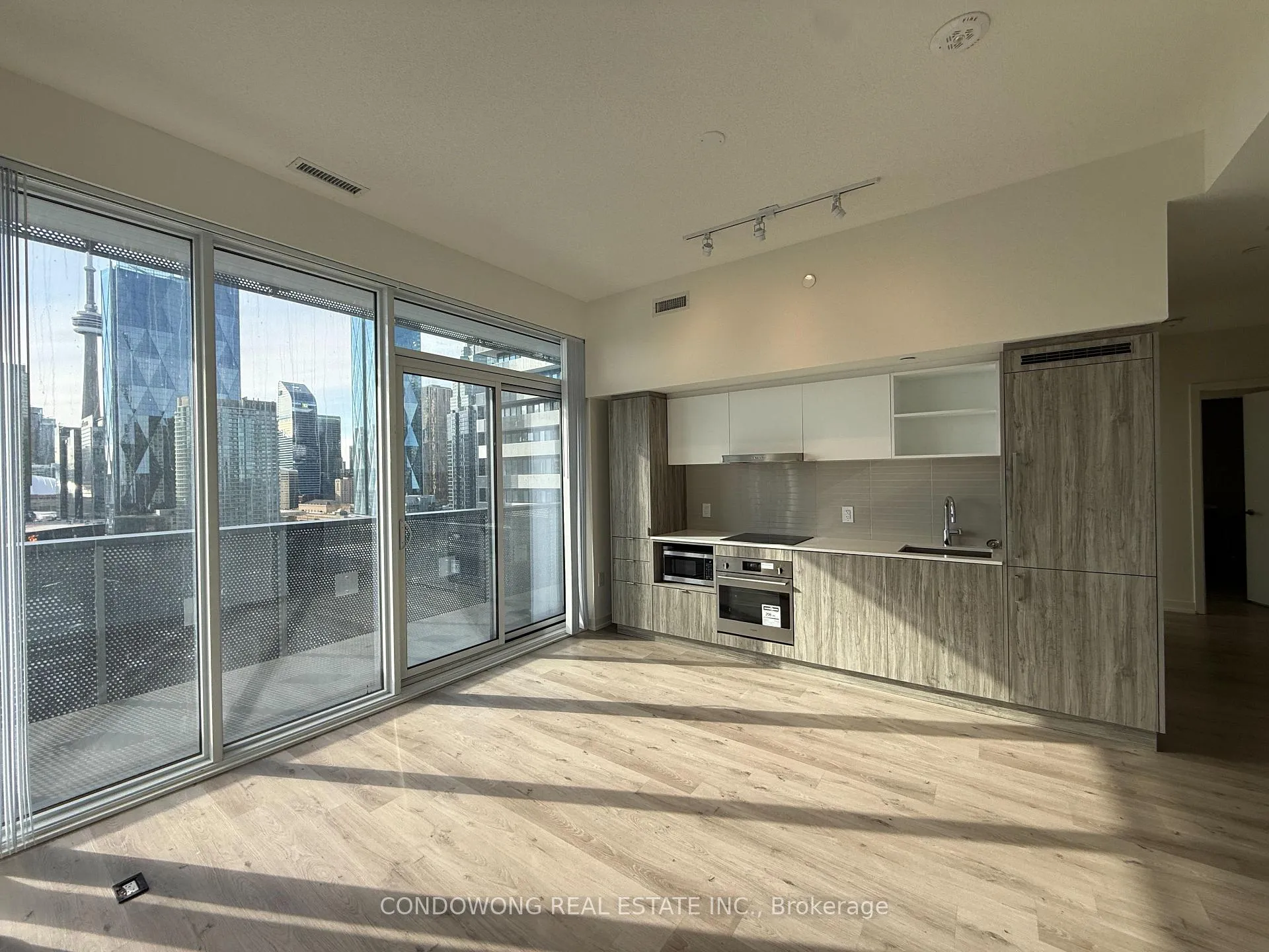 Photo 1 of Unit 2211, 138 Downes Street, Toronto, Waterfront Communities — HOMEH