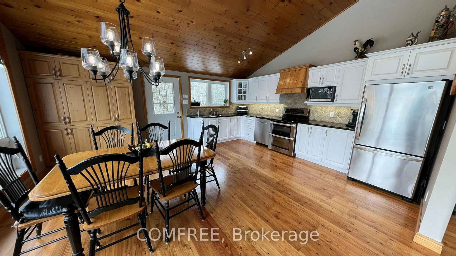 Photo 7 of 1348 Mountainview Estates Lane, Frontenac, Frontenac Centre — HOMEH