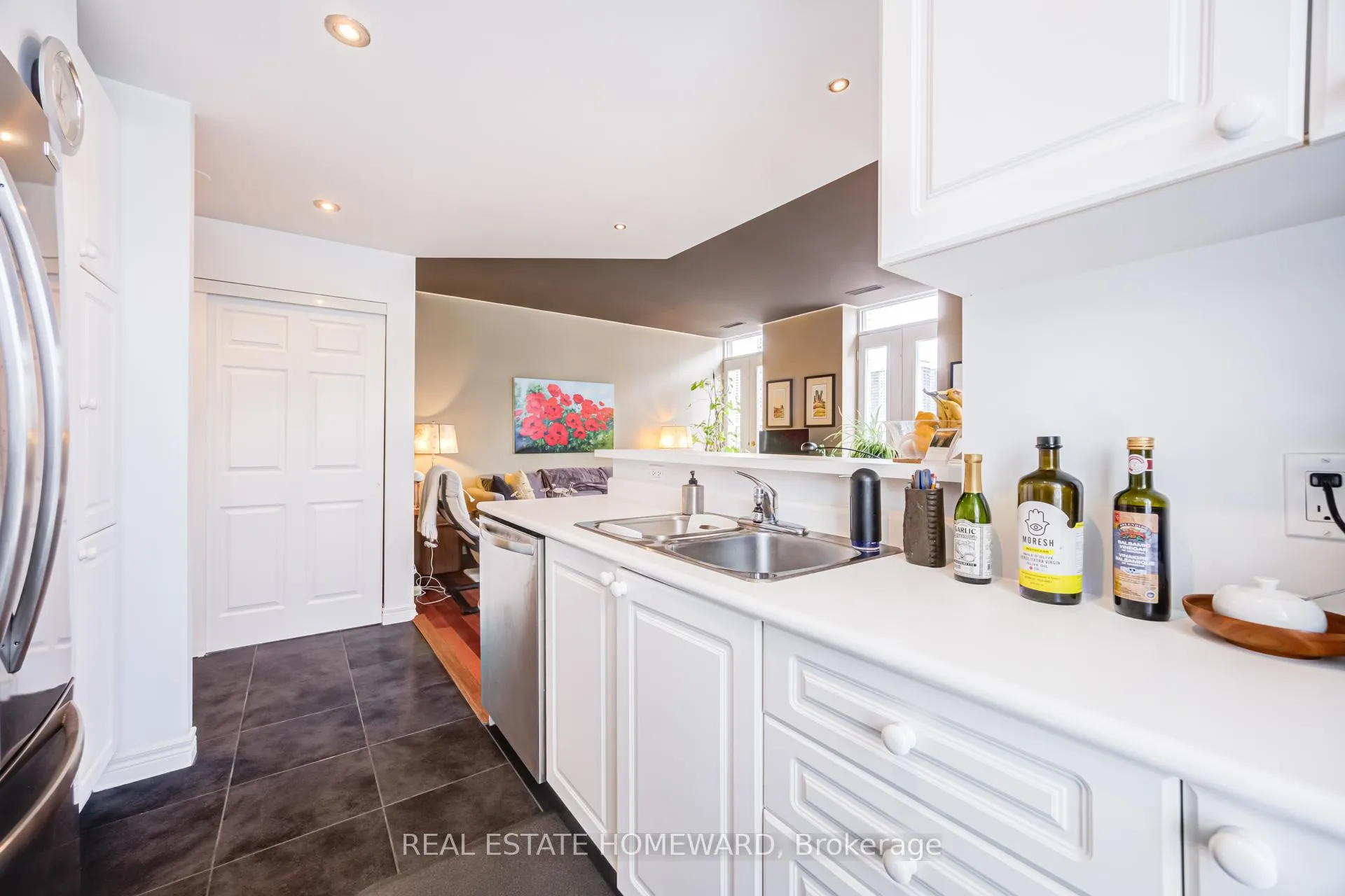 Photo 12 of Unit 702, 135 Maitland Street, Toronto, Church-Yonge Corridor — HOMEH