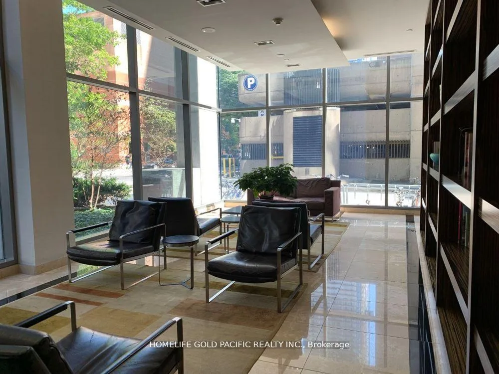 Photo 4 of Unit 2401, 38 Grenville Street, Toronto, Bay Street Corridor — HOMEH