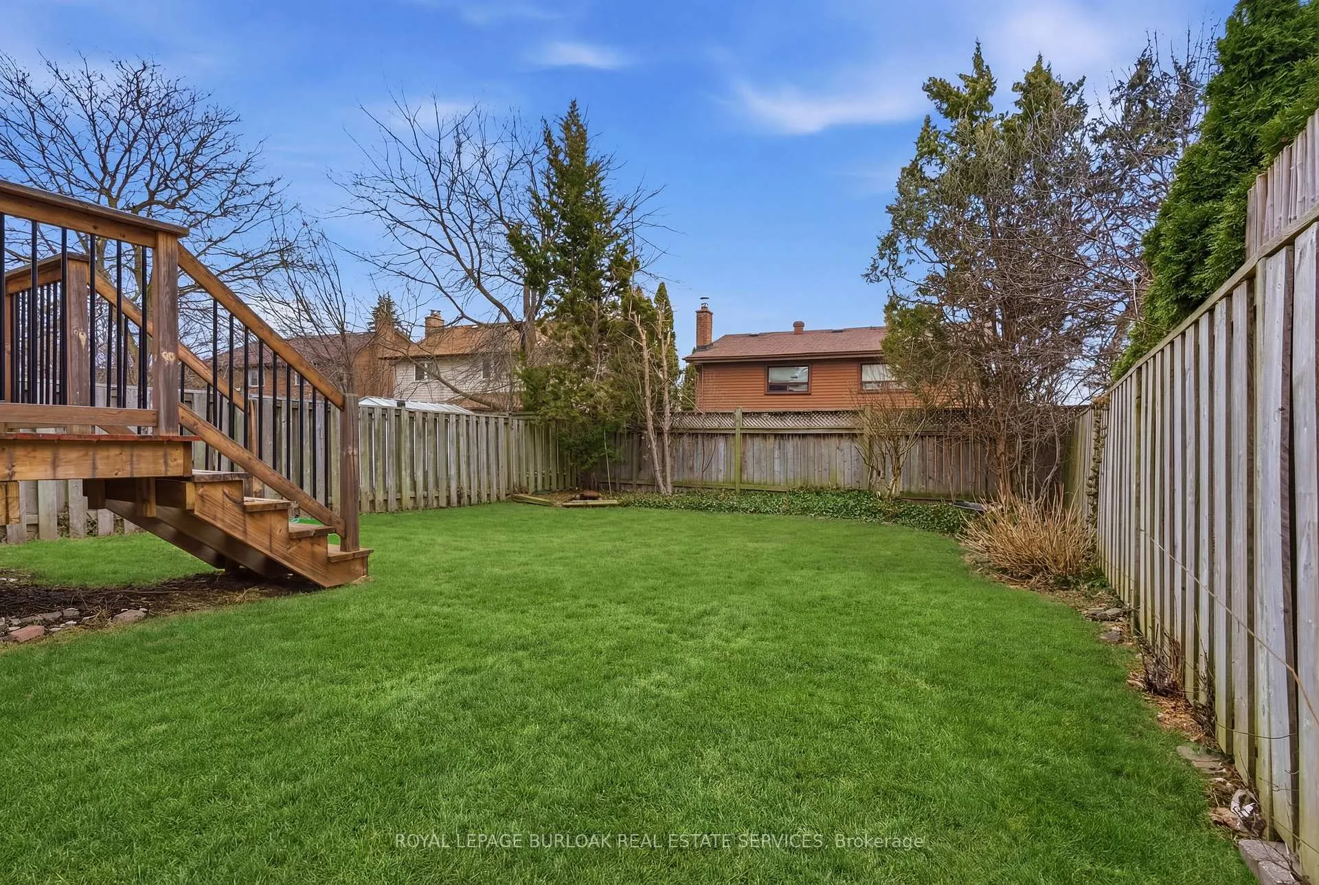 Photo 32 of 23 Garden Avenue, Brampton, Brampton West — HOMEH