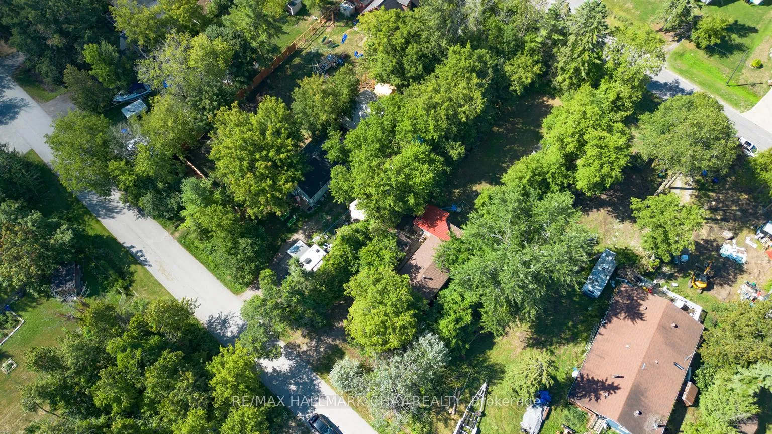 Photo 6 of 956 Carson Avenue, Innisfil, Lefroy — HOMEH