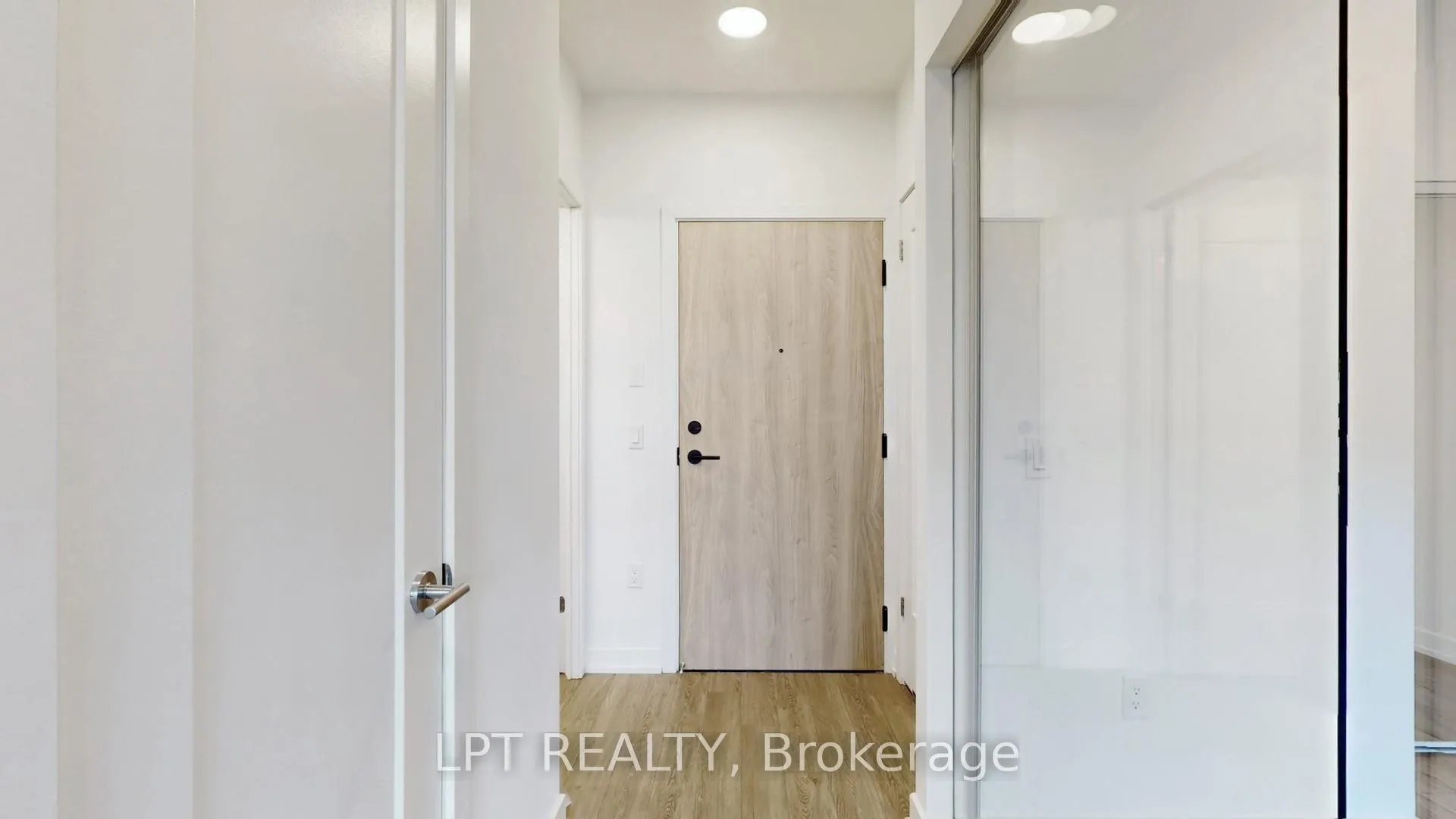 Photo 30 of Unit 107, 799 The Queensway, Etobicoke, Stonegate-Queensway — HOMEH