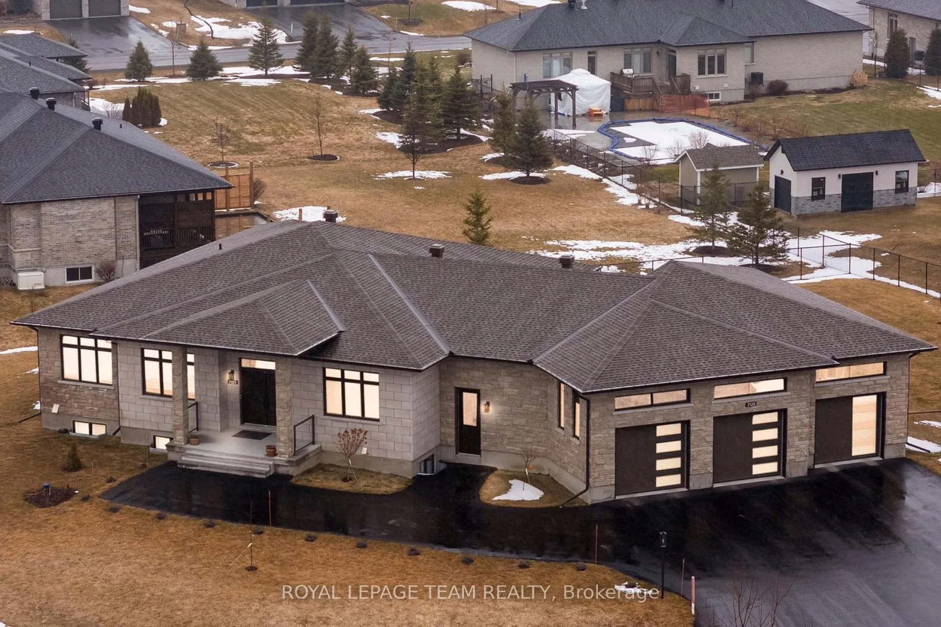 Photo 1 of 7125 Still Meadow Way, Ottawa, Greely — HOMEH