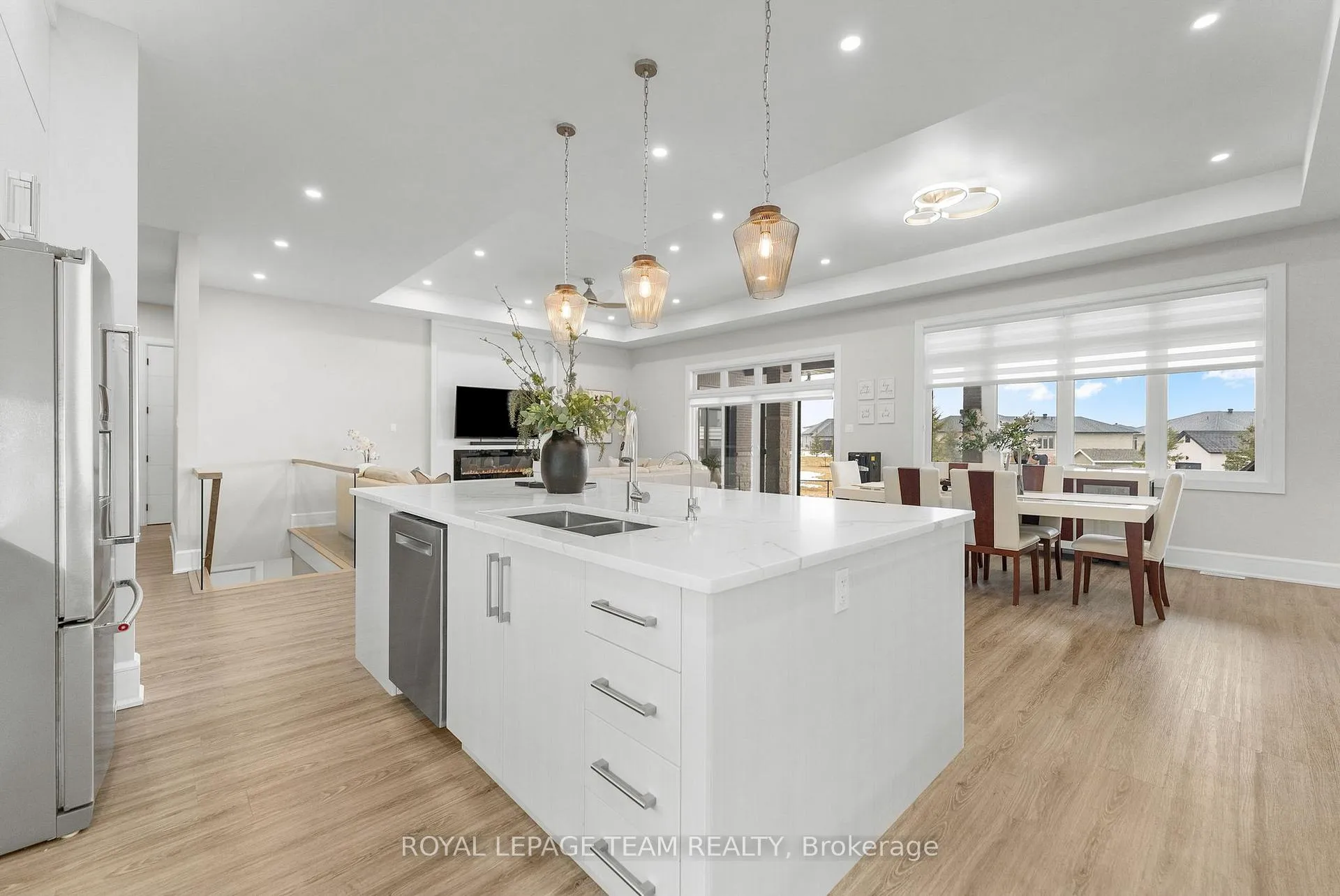 Photo 16 of 7125 Still Meadow Way, Ottawa, Greely — HOMEH