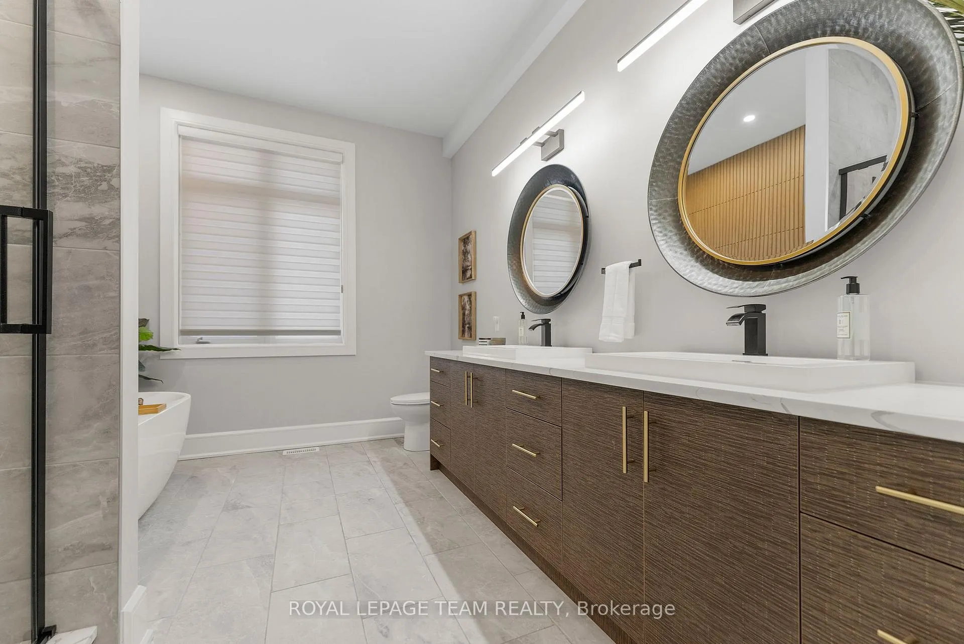 Photo 25 of 7125 Still Meadow Way, Ottawa, Greely — HOMEH