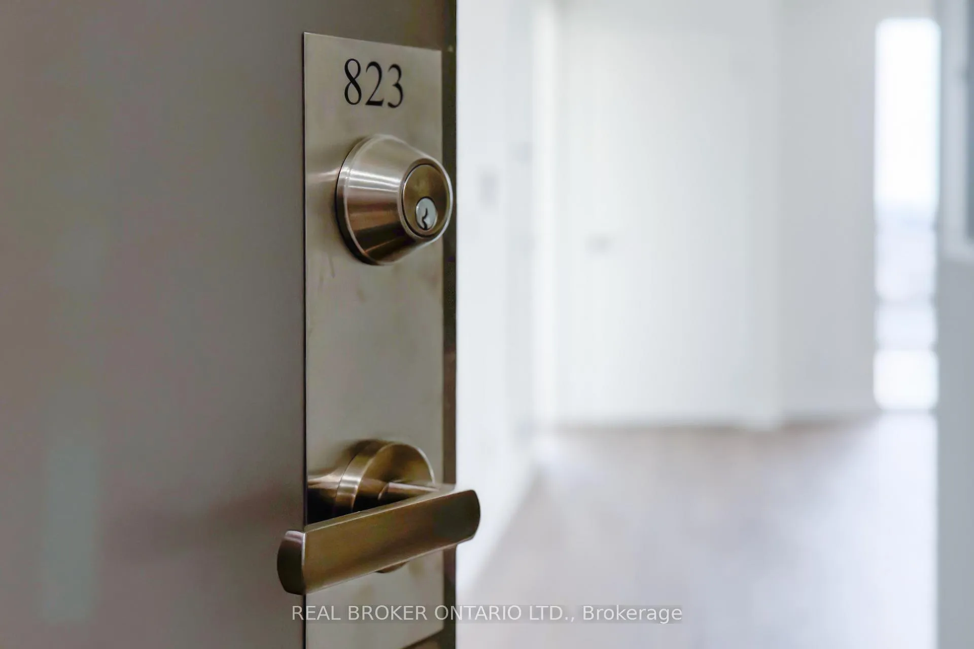 Photo 6 of Unit 823, 51 Clarington Boulevard, Clarington, Bowmanville — HOMEH