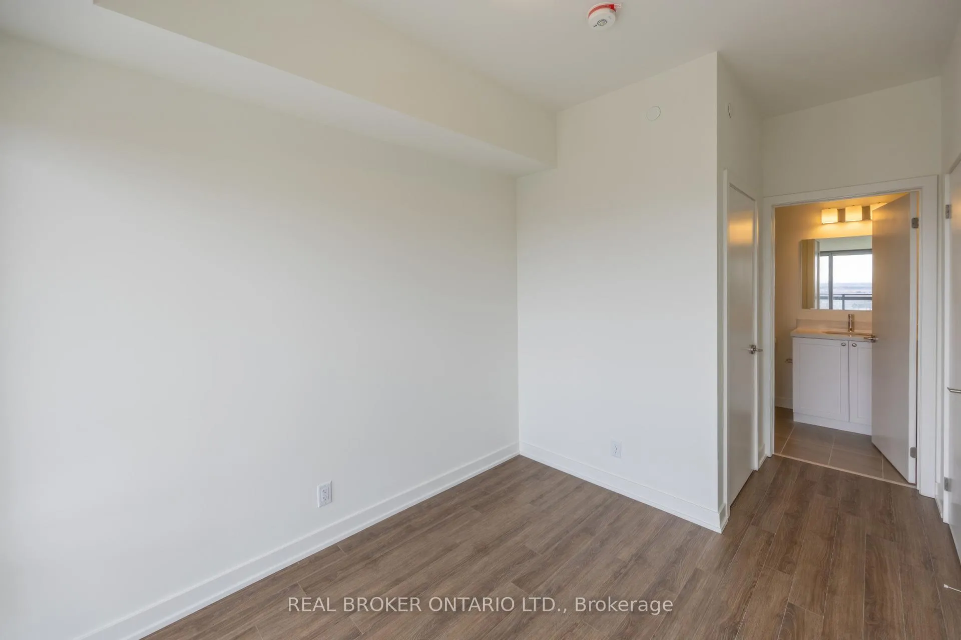 Photo 17 of Unit 823, 51 Clarington Boulevard, Clarington, Bowmanville — HOMEH