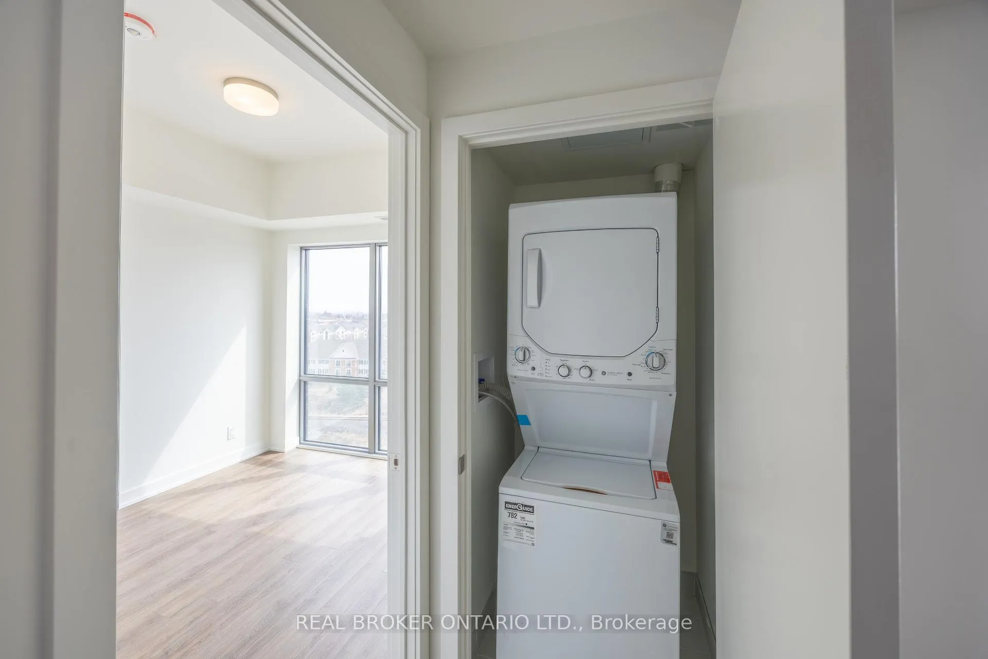 Photo 23 of Unit 823, 51 Clarington Boulevard, Clarington, Bowmanville — HOMEH