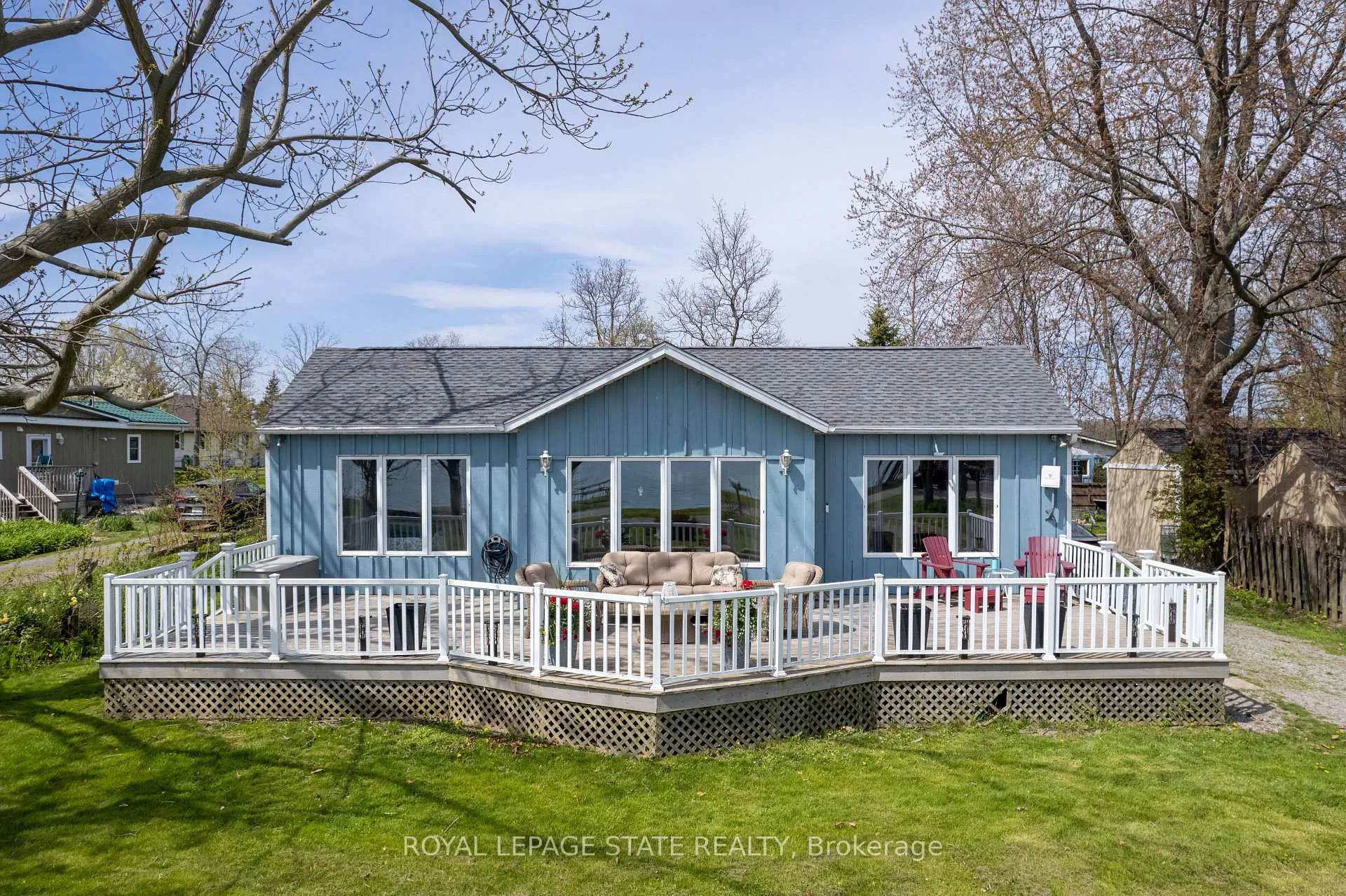 Photo 1 of 557 Edgewater Place, Haldimand, Dunnville — HOMEH
