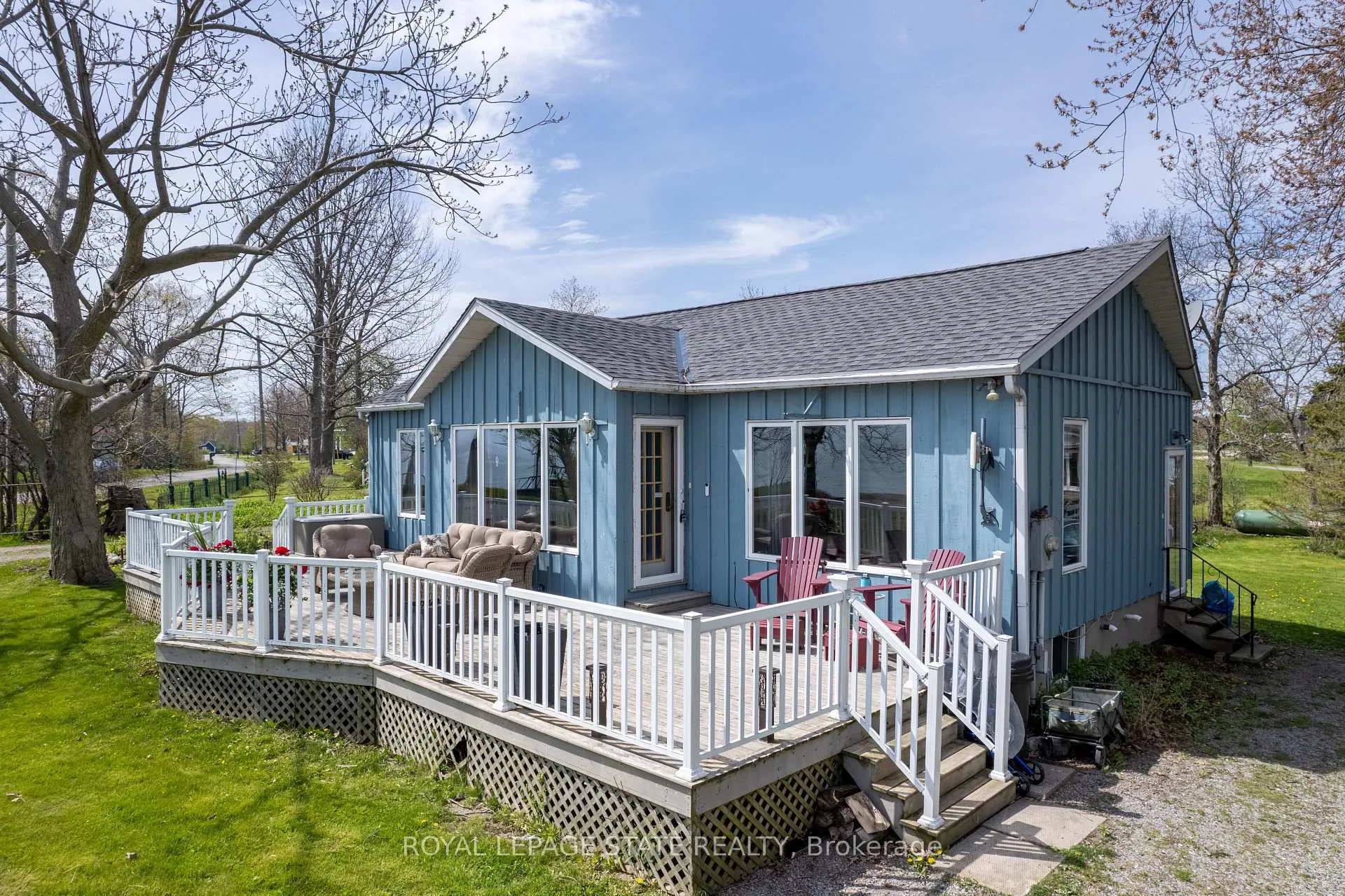 Photo 3 of 557 Edgewater Place, Haldimand, Dunnville — HOMEH