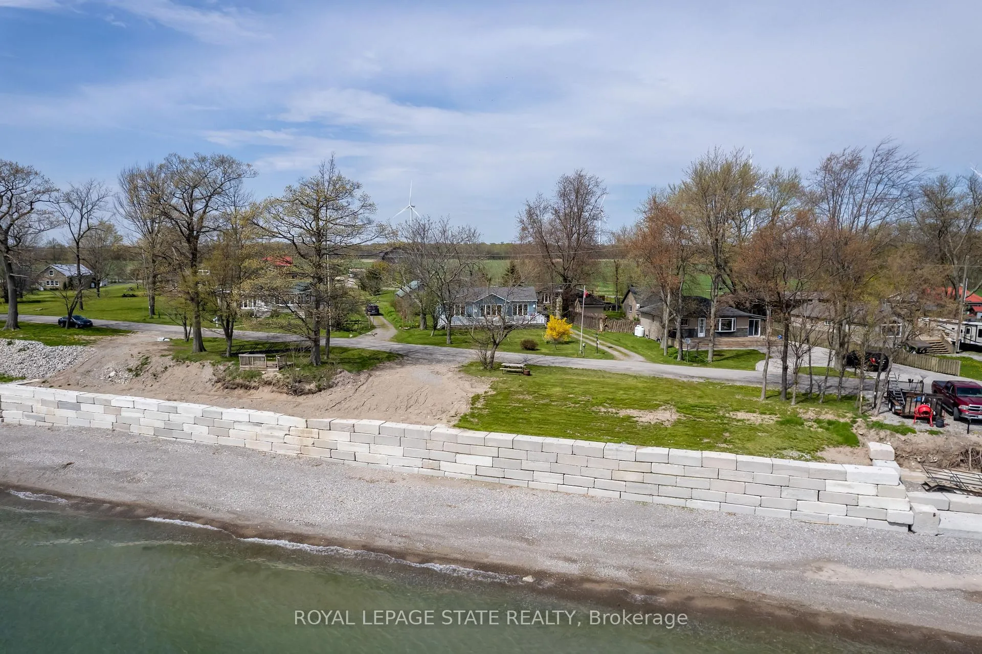 Photo 4 of 557 Edgewater Place, Haldimand, Dunnville — HOMEH