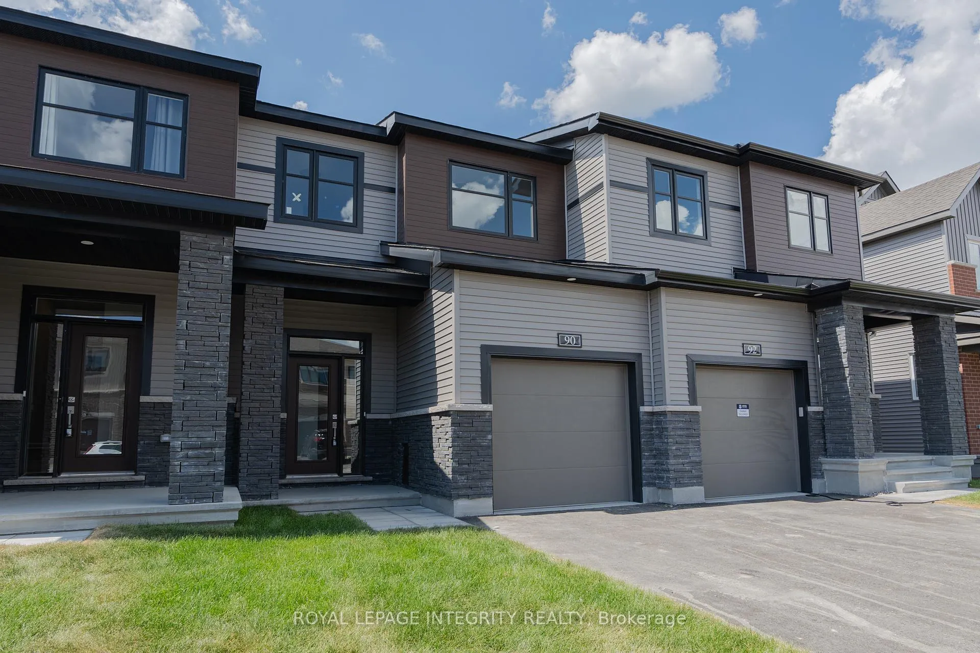 Photo 2 of 90 Osler Street, Ottawa, Kanata - Morgan's Grant/South March — HOMEH
