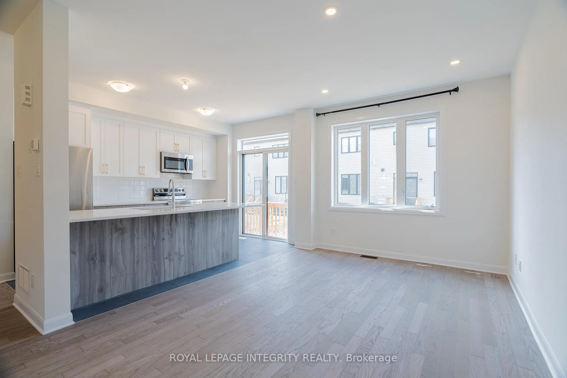 Photo 7 of 90 Osler Street, Ottawa, Kanata - Morgan's Grant/South March — HOMEH