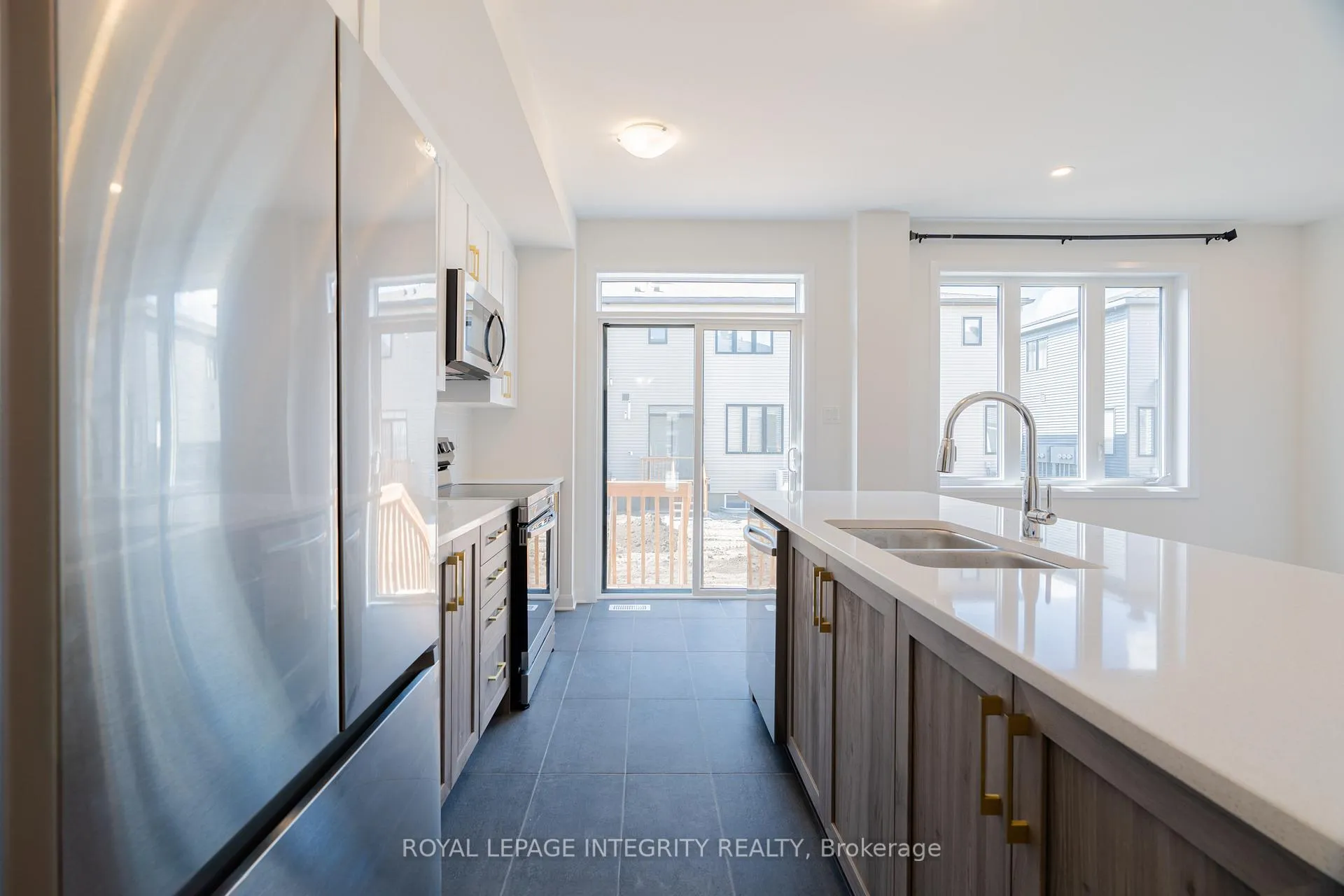Photo 11 of 90 Osler Street, Ottawa, Kanata - Morgan's Grant/South March — HOMEH