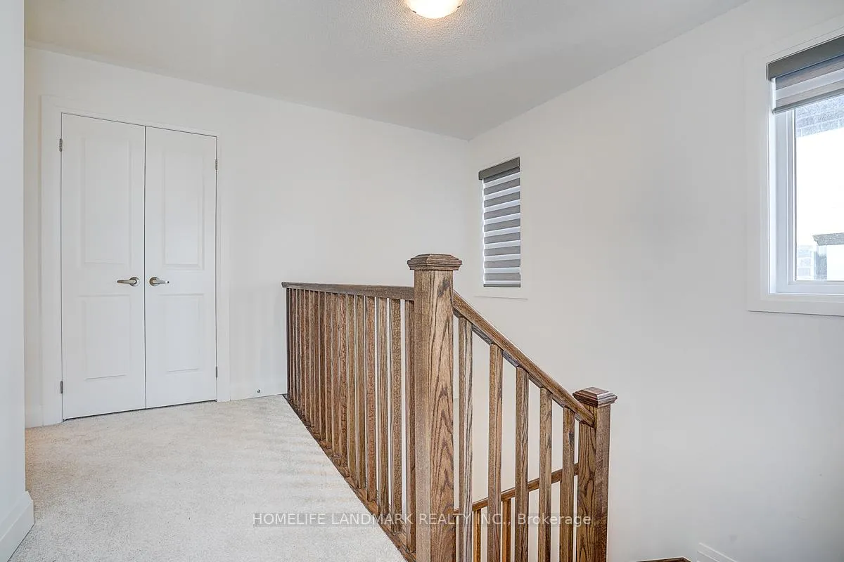 Photo 16 of 1404 Mockingbird Square, Pickering, Rural Pickering — HOMEH