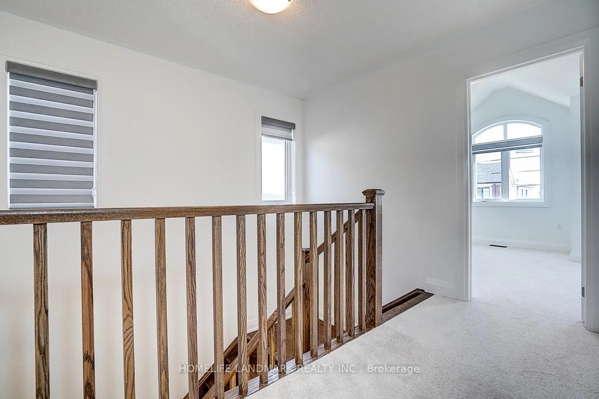 Photo 17 of 1404 Mockingbird Square, Pickering, Rural Pickering — HOMEH