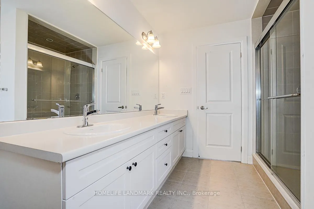 Photo 23 of 1404 Mockingbird Square, Pickering, Rural Pickering — HOMEH
