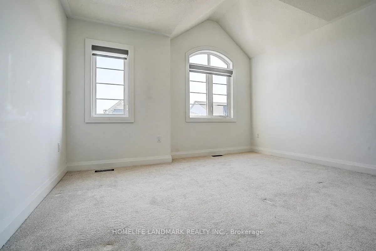 Photo 26 of 1404 Mockingbird Square, Pickering, Rural Pickering — HOMEH