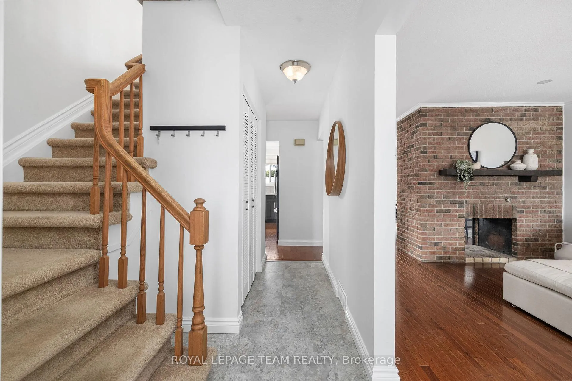 Photo 6 of 28 Conover Street, Ottawa, Craig Henry/Woodvale — HOMEH