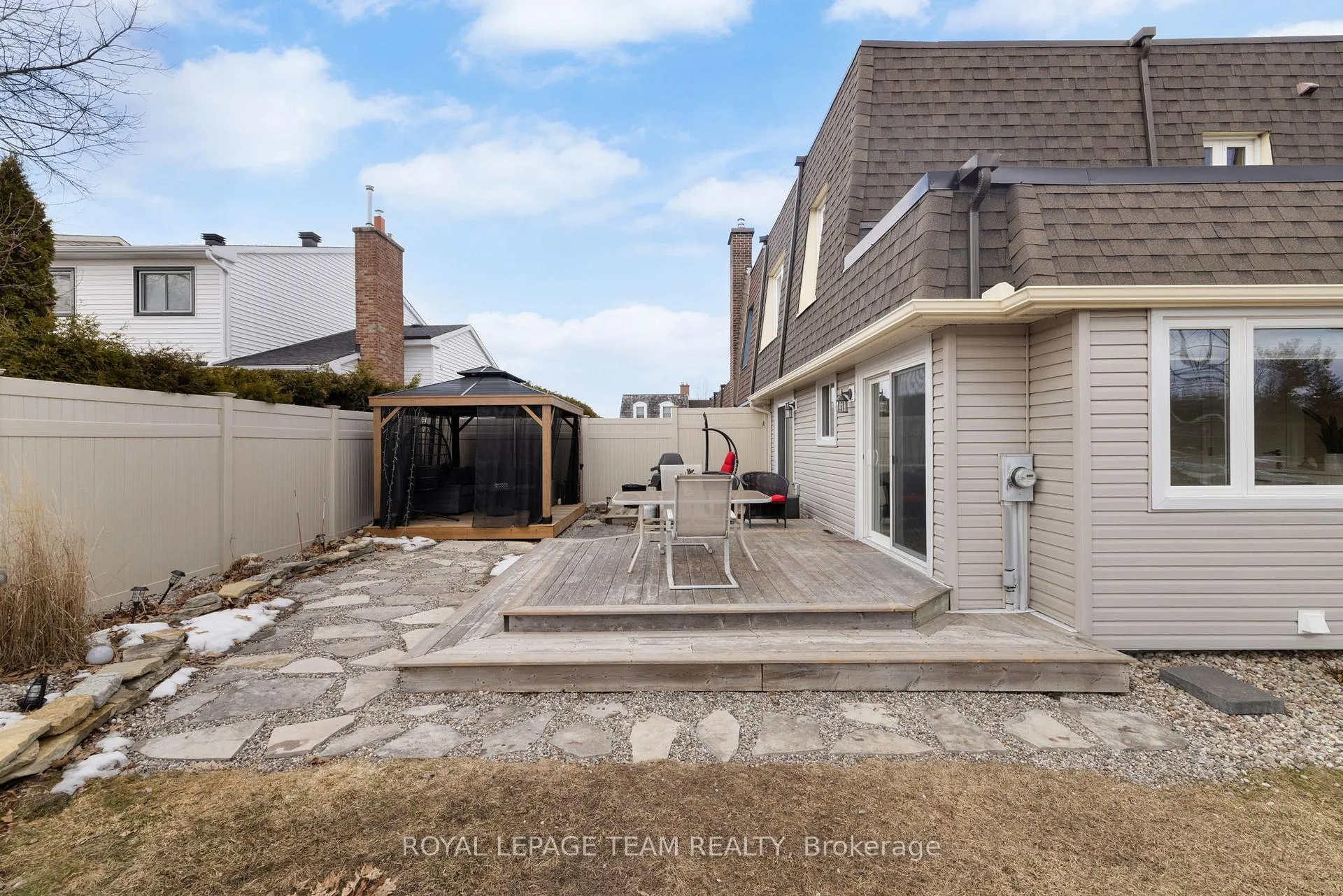 Photo 35 of 28 Conover Street, Ottawa, Craig Henry/Woodvale — HOMEH