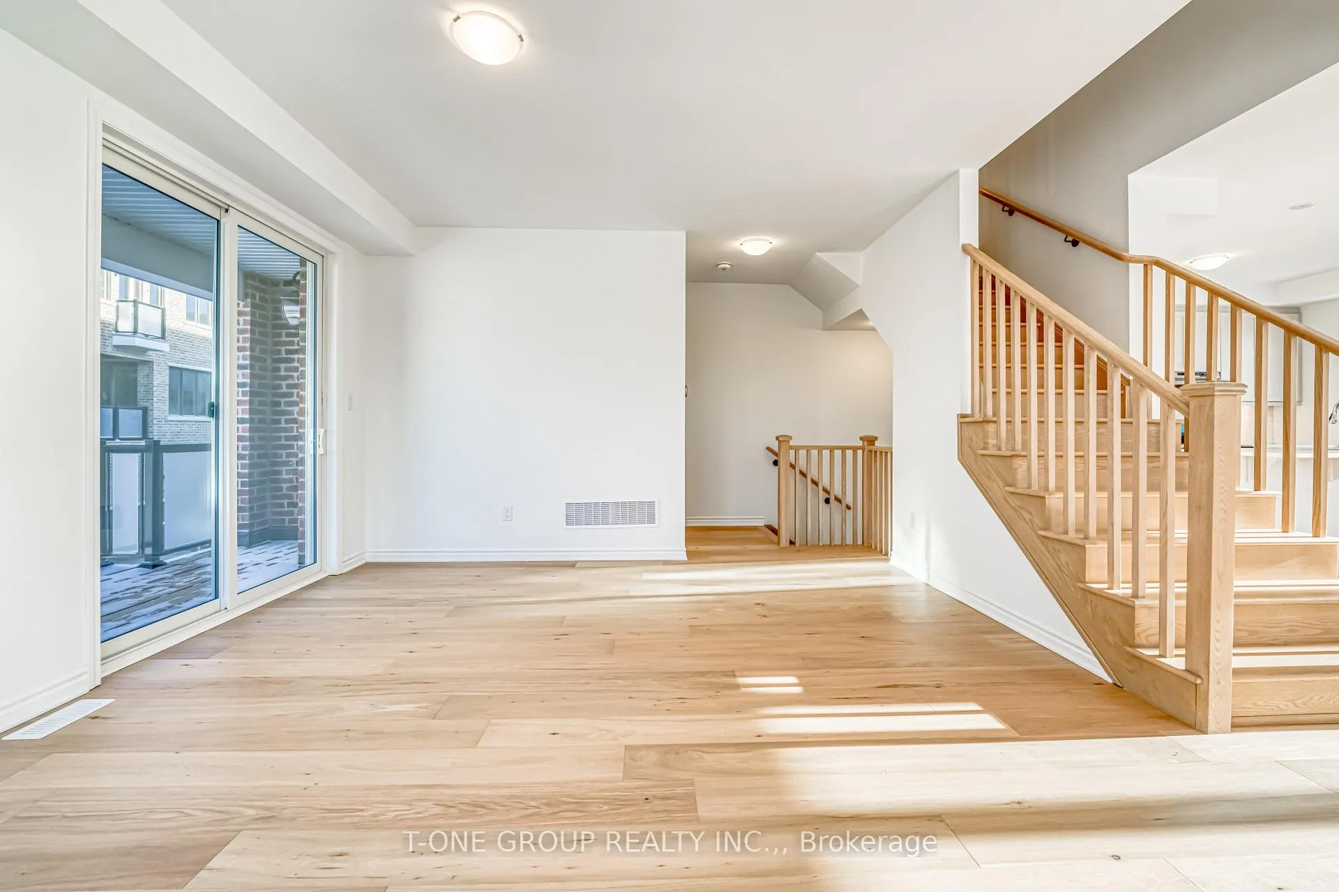 Photo 9 of 7 Sweet Pear Street, Markham, Rural Markham — HOMEH