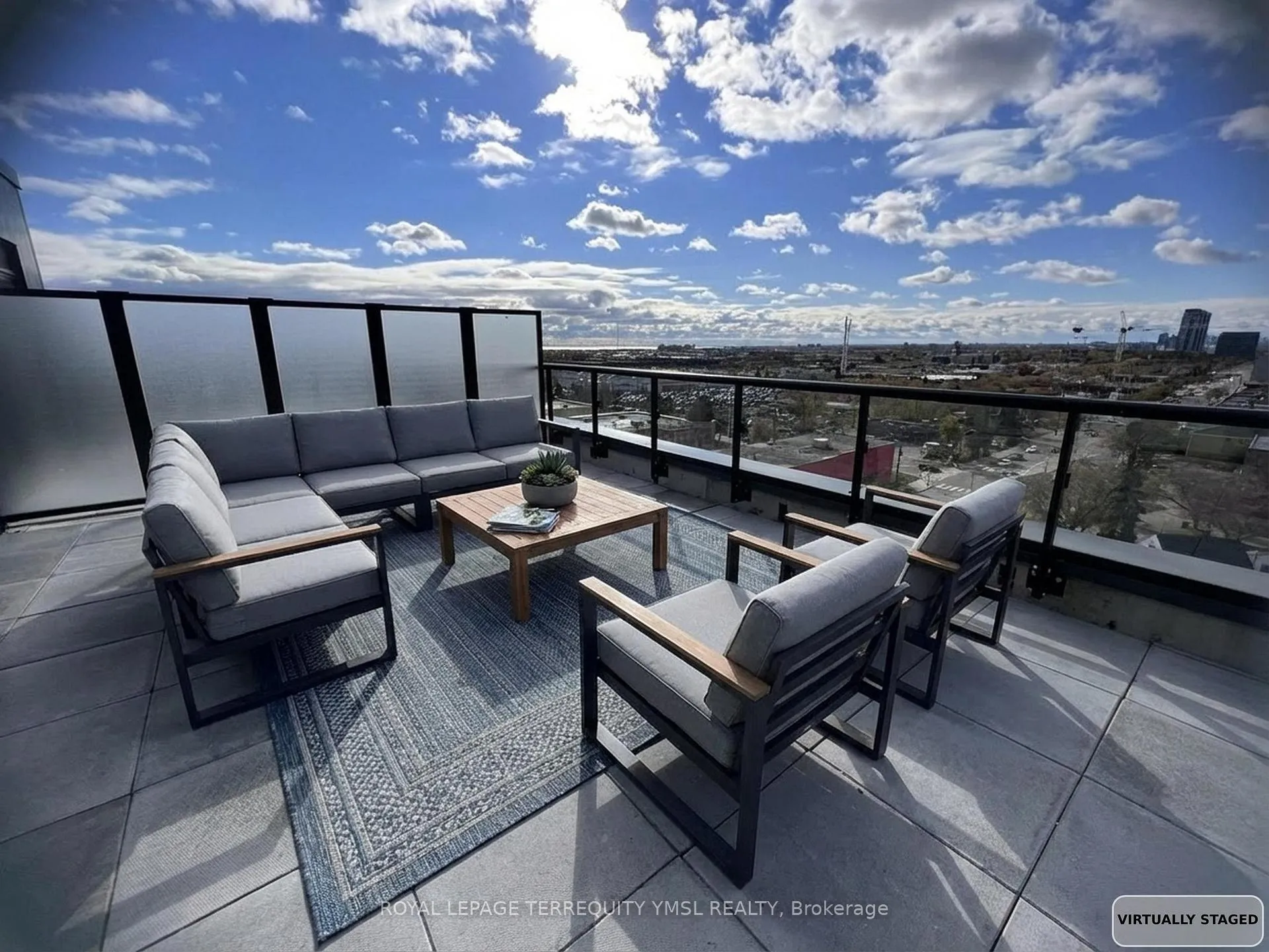 Photo 1 of Unit 816, 7 Smith Crescent, Etobicoke, Stonegate-Queensway — HOMEH