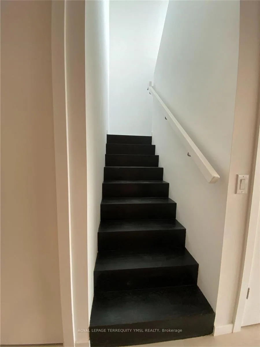 Photo 16 of Unit 816, 7 Smith Crescent, Etobicoke, Stonegate-Queensway — HOMEH