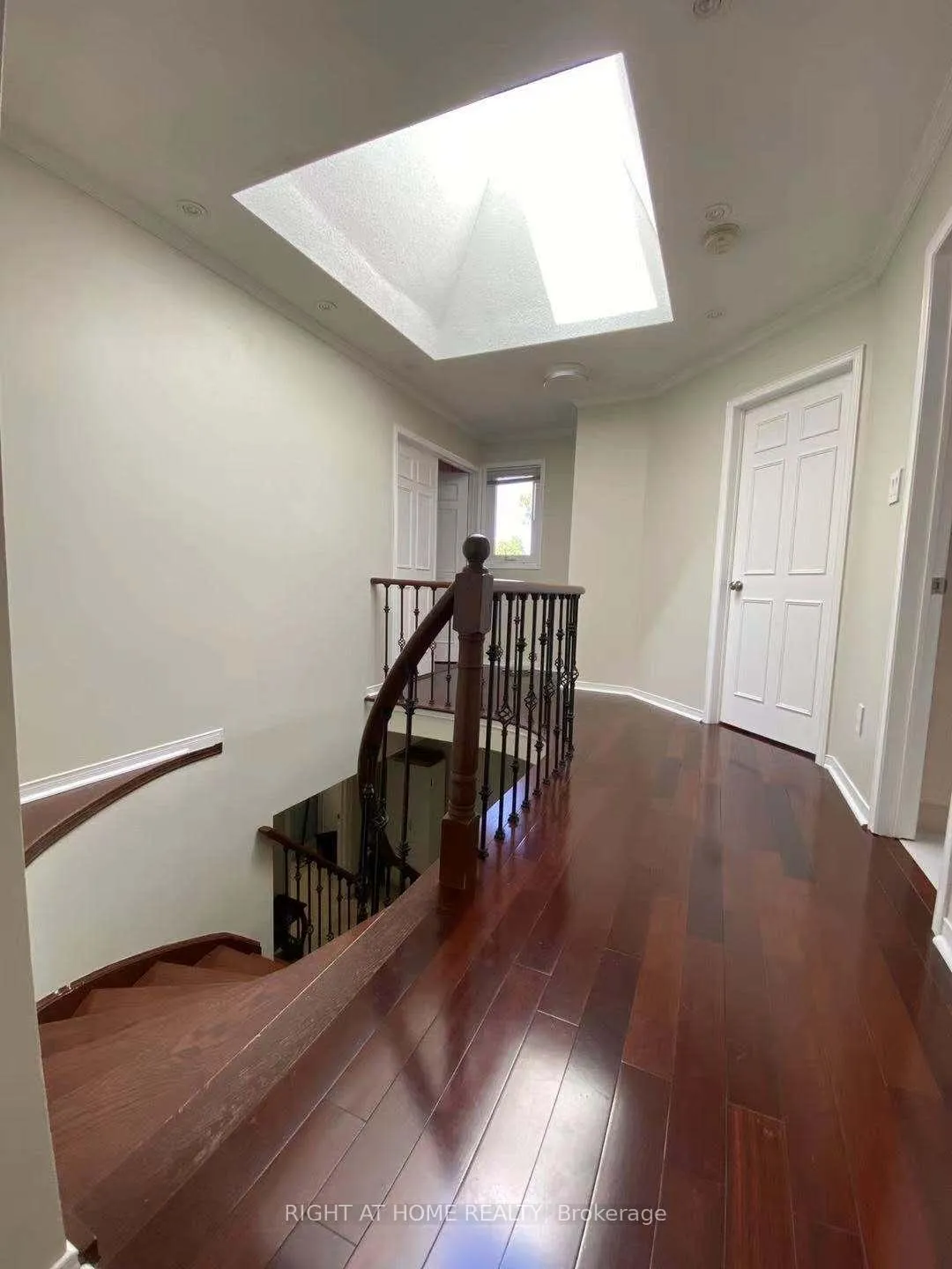Photo 6 of 3 Hollingham Road, Markham, Unionville — HOMEH