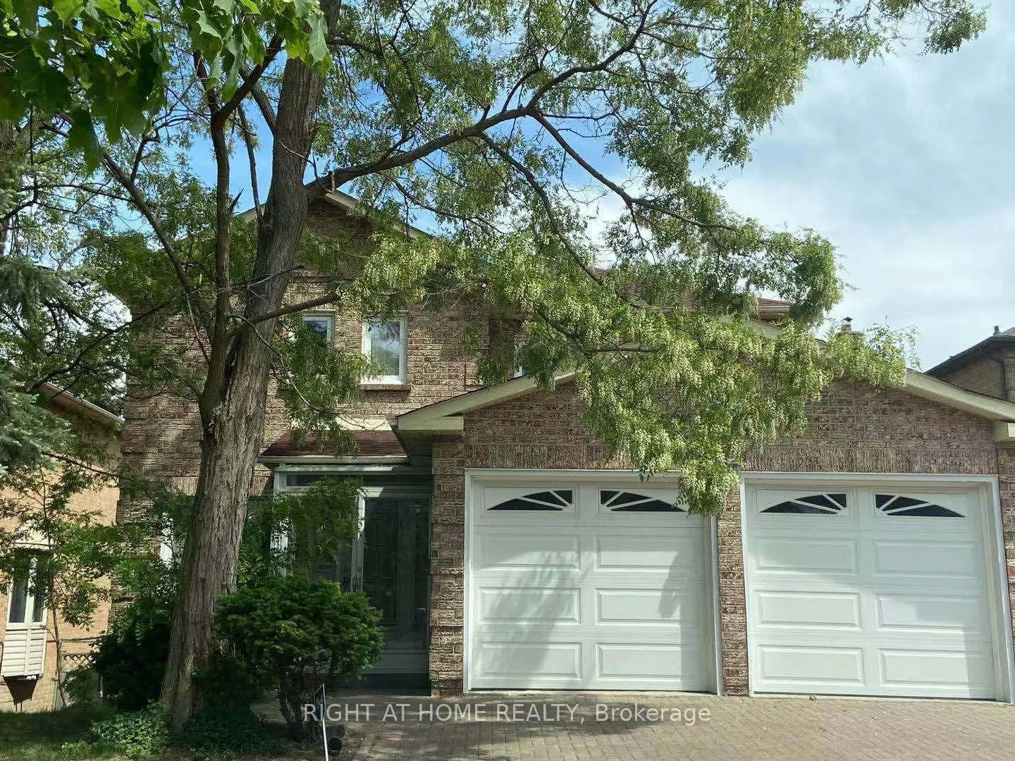 Photo 11 of 3 Hollingham Road, Markham, Unionville — HOMEH