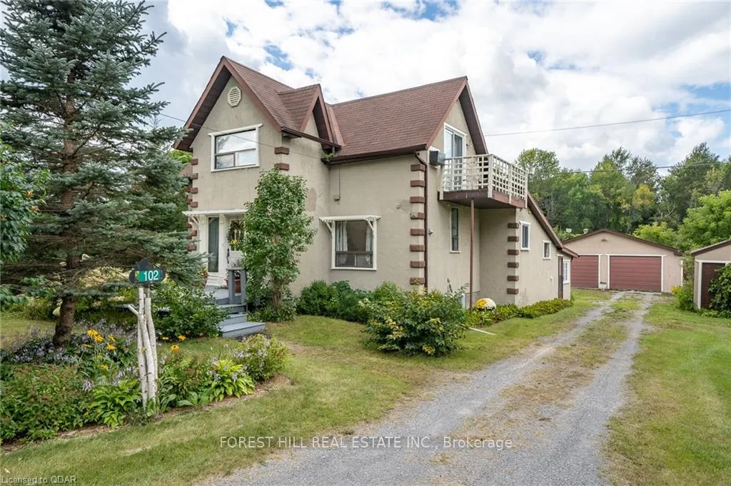 Photo 2 of 102 Harbard Road, Prince Edward County, Ameliasburg Ward — HOMEH