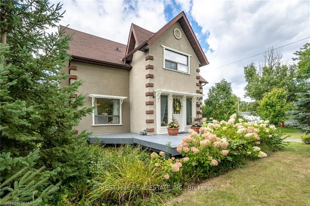 Photo 3 of 102 Harbard Road, Prince Edward County, Ameliasburg Ward — HOMEH