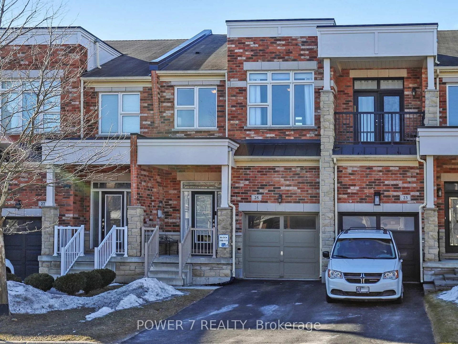 Photo 2 of 25 Black Locust Drive, Markham, Greensborough — HOMEH