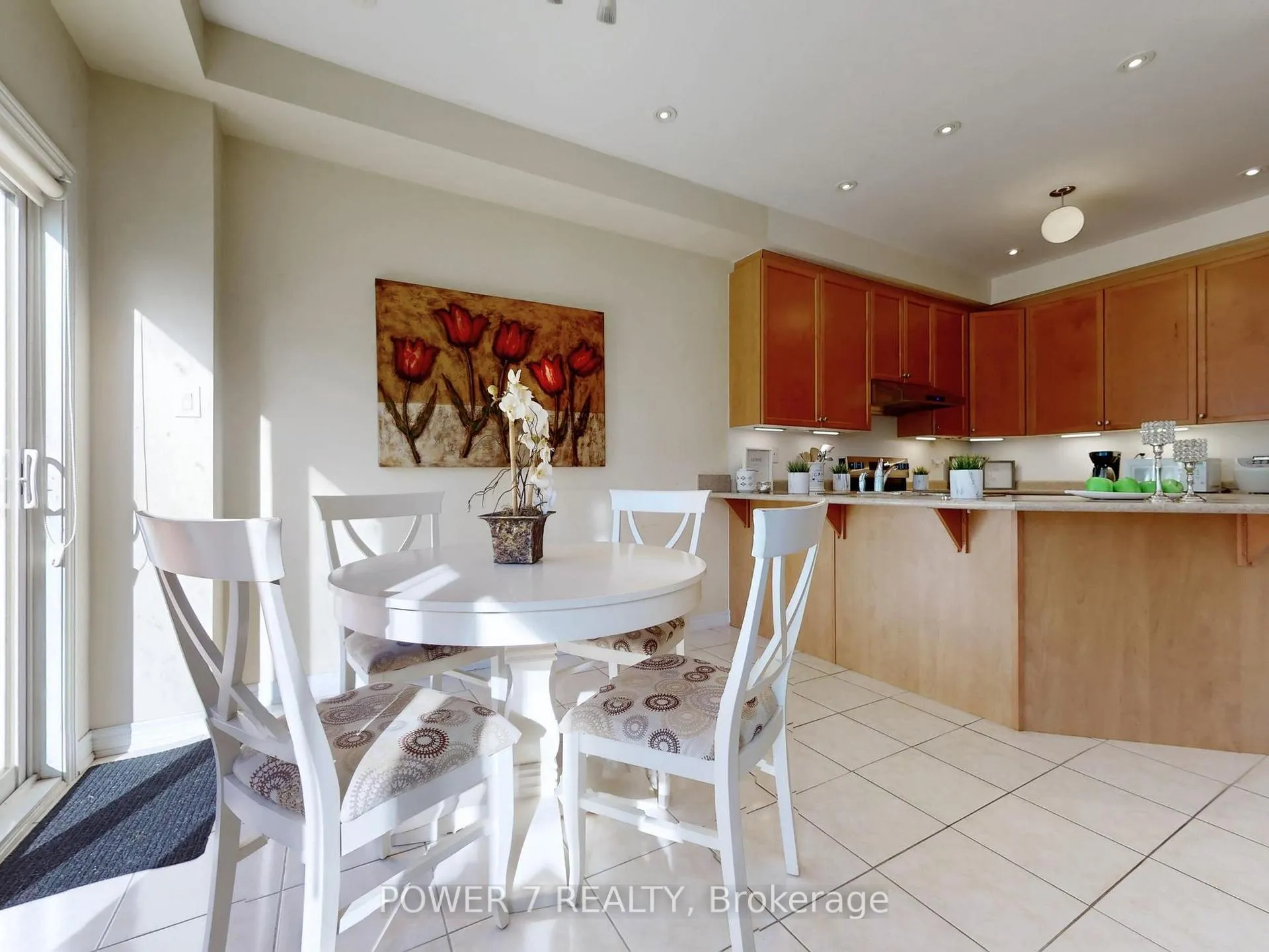 Photo 13 of 25 Black Locust Drive, Markham, Greensborough — HOMEH