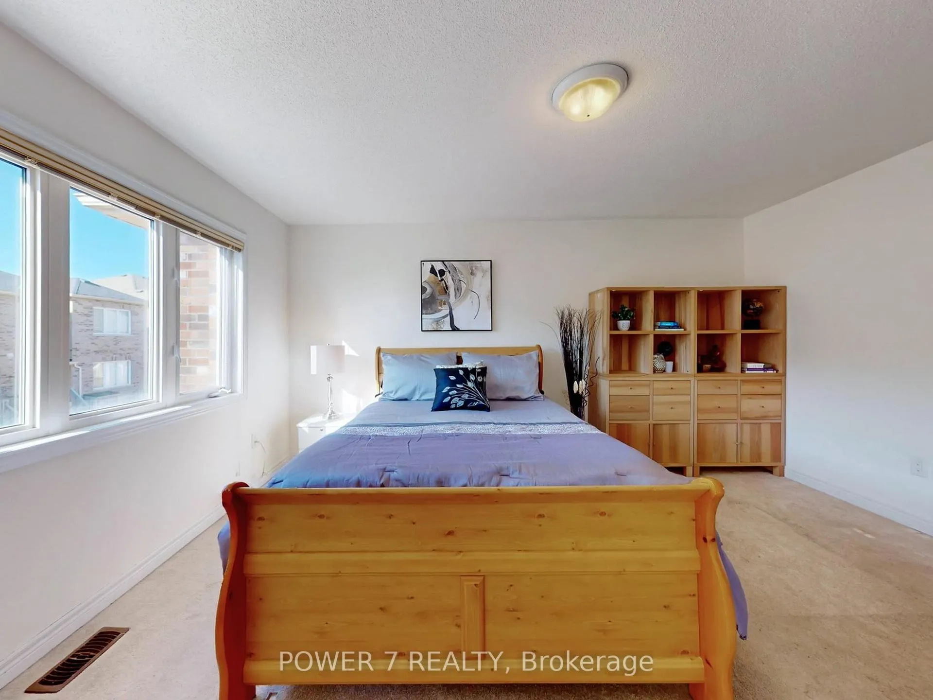Photo 22 of 25 Black Locust Drive, Markham, Greensborough — HOMEH