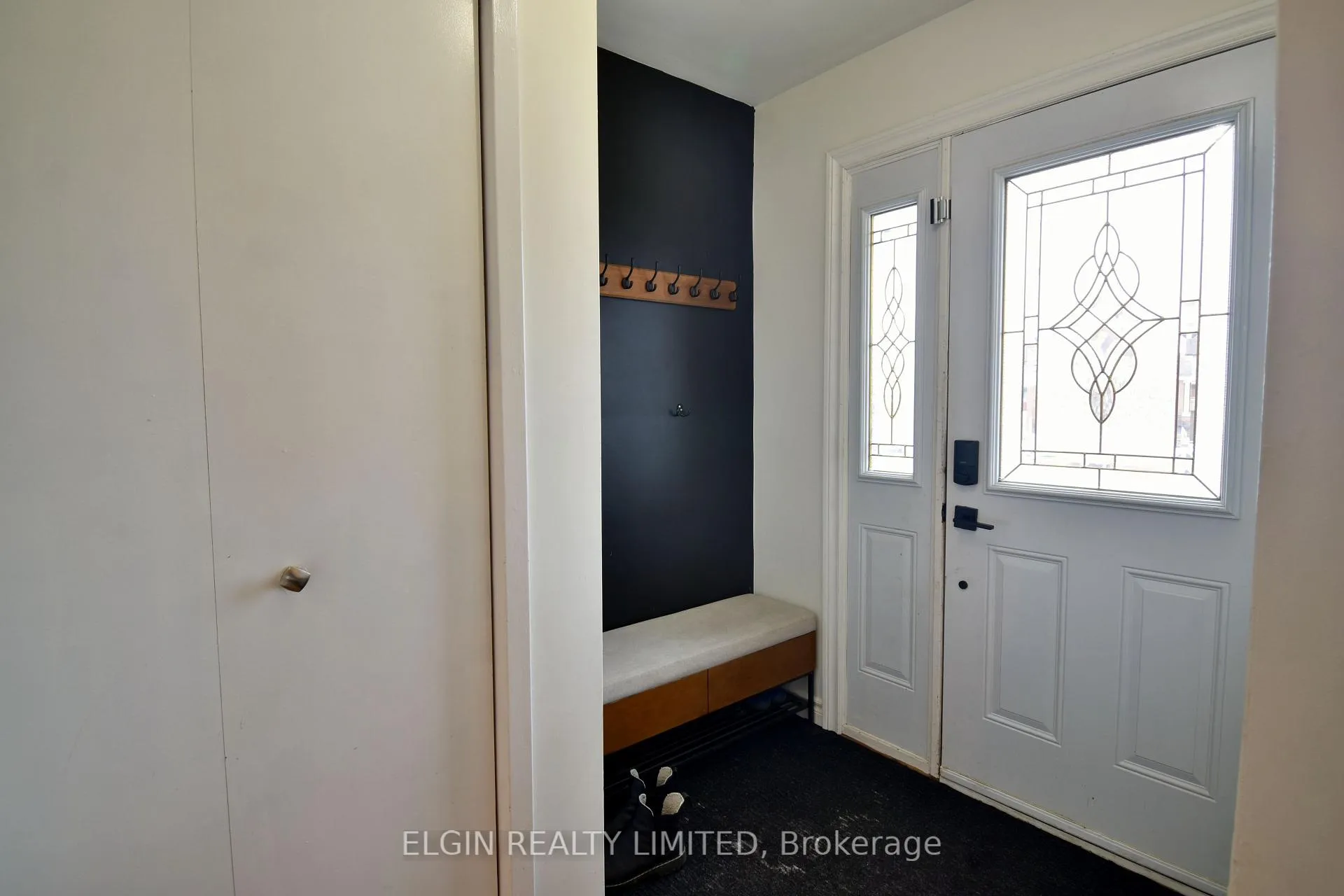 Photo 5 of 24 Dyer Street, St. Thomas — HOMEH