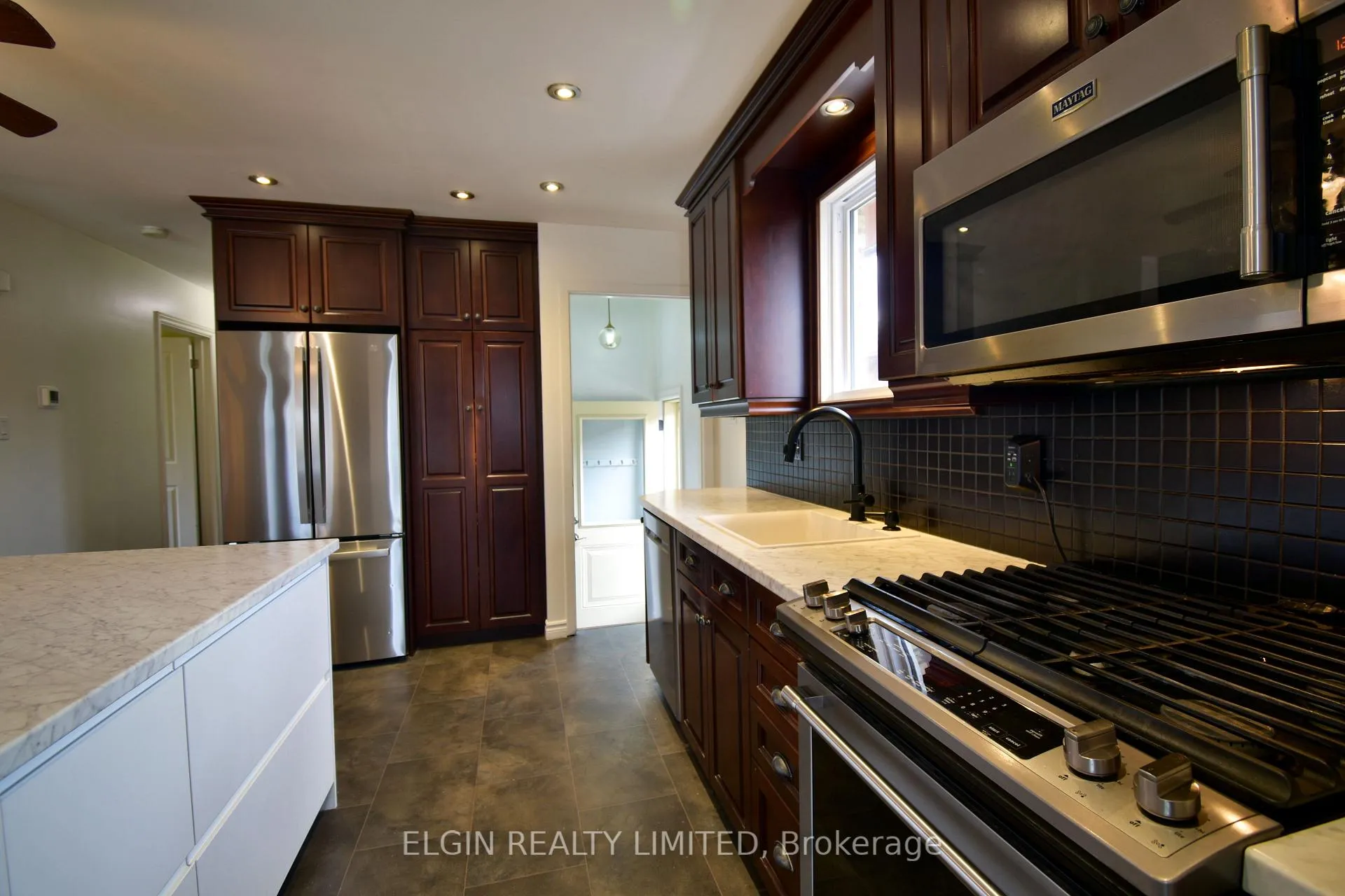 Photo 8 of 24 Dyer Street, St. Thomas — HOMEH