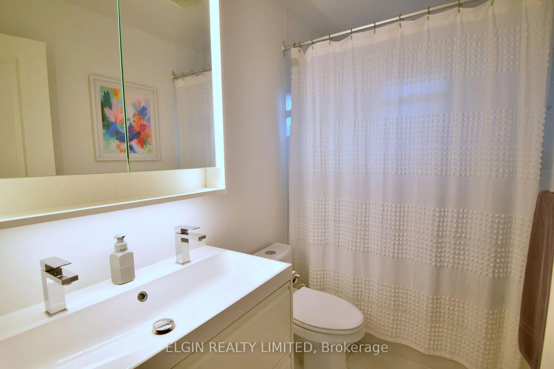 Photo 22 of 24 Dyer Street, St. Thomas — HOMEH
