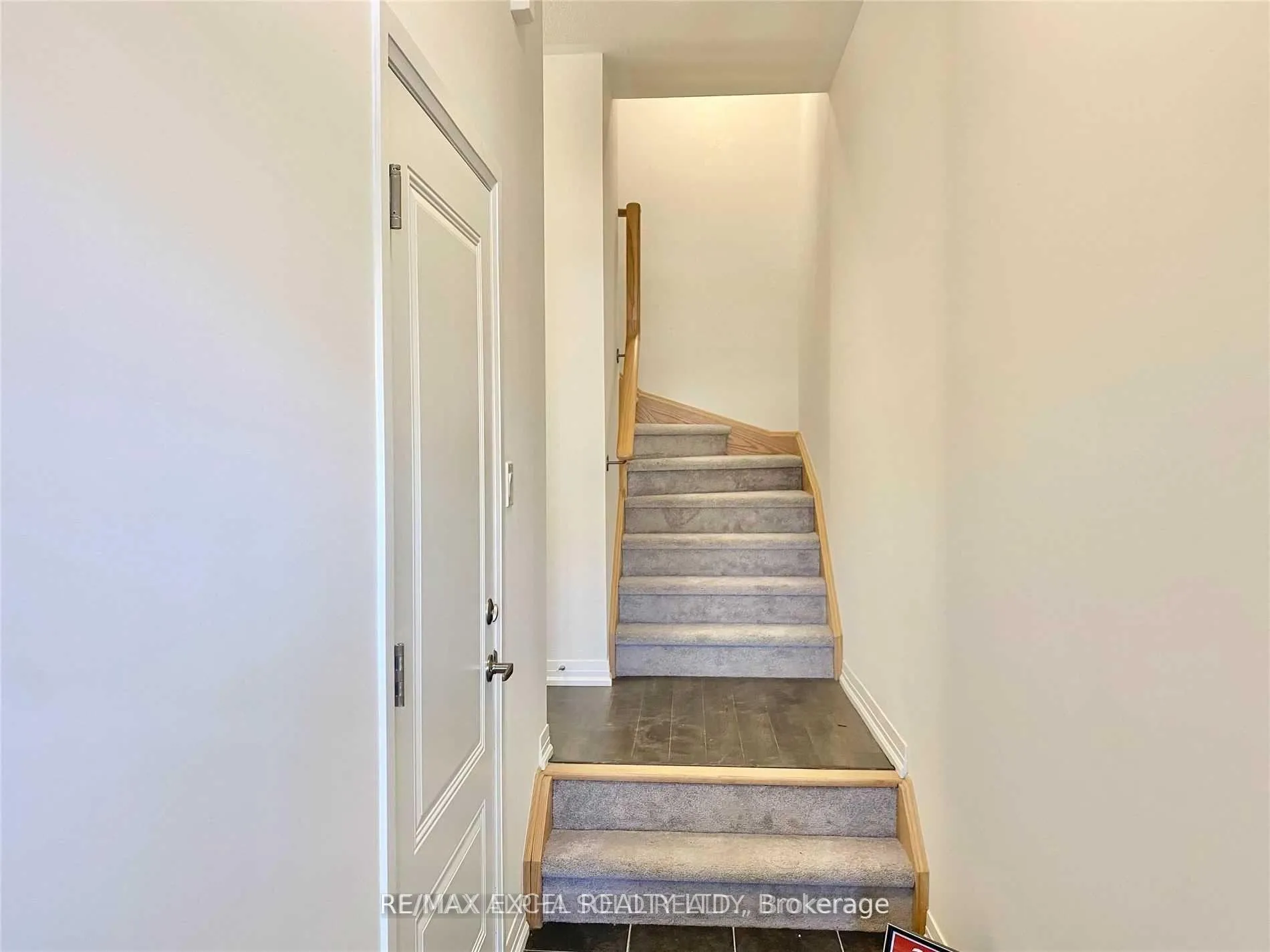 Photo 14 of 51 Saigen Lane, Markham, Box Grove — HOMEH