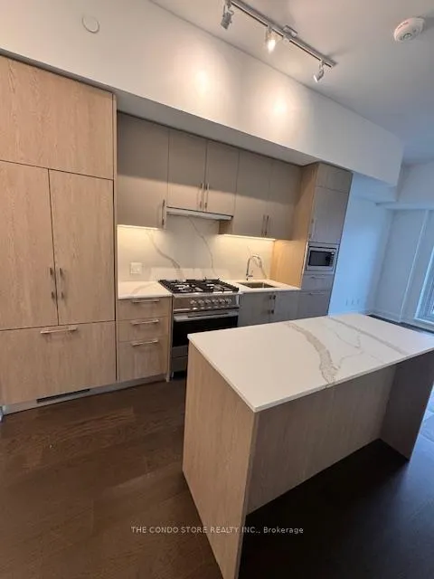 Photo 2 of Unit 301, 8 Manor Road W, Toronto, Yonge-Eglinton — HOMEH
