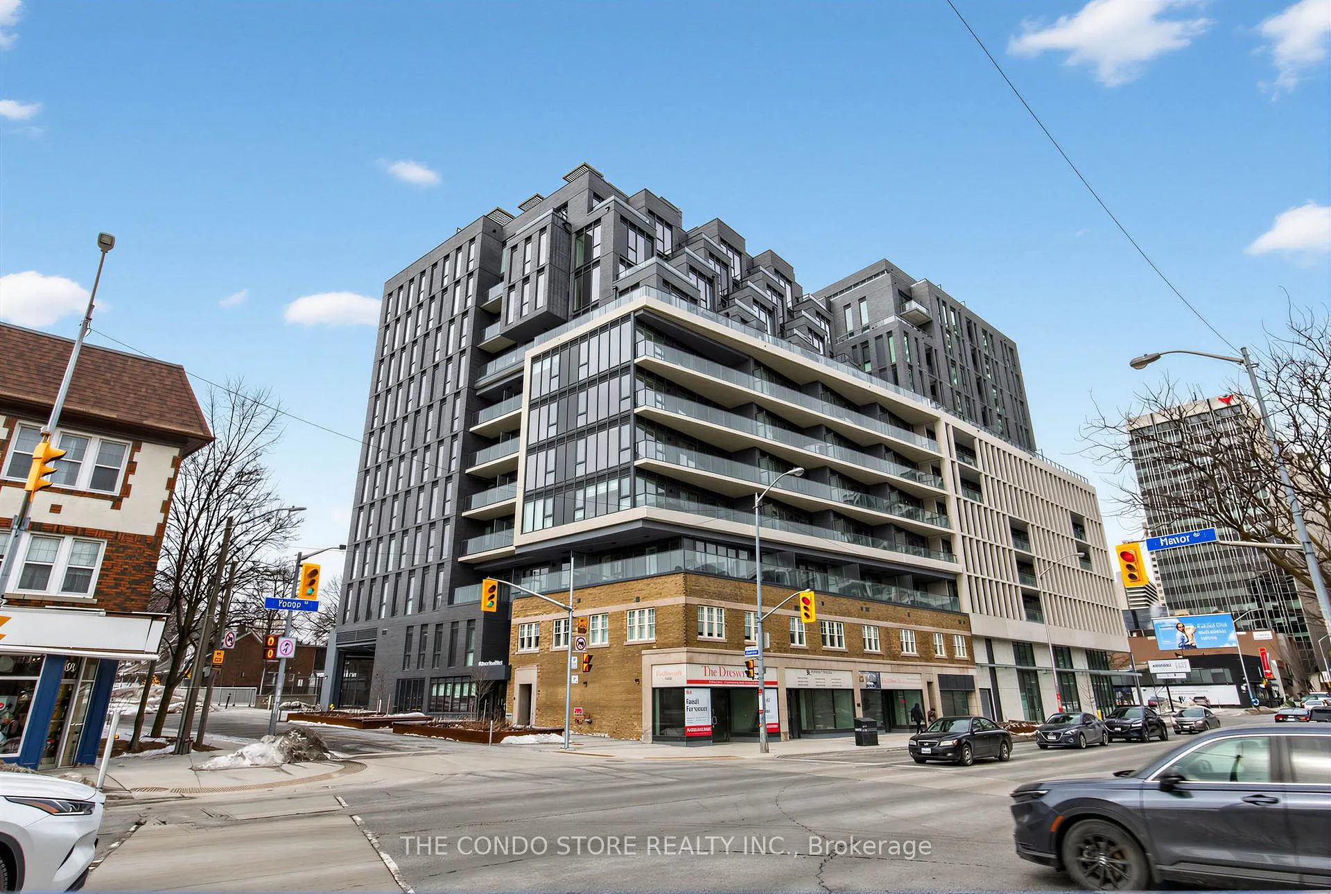 Photo 11 of Unit 301, 8 Manor Road W, Toronto, Yonge-Eglinton — HOMEH