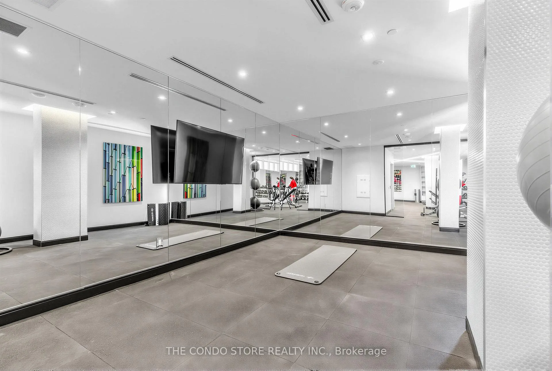 Photo 21 of Unit 301, 8 Manor Road W, Toronto, Yonge-Eglinton — HOMEH