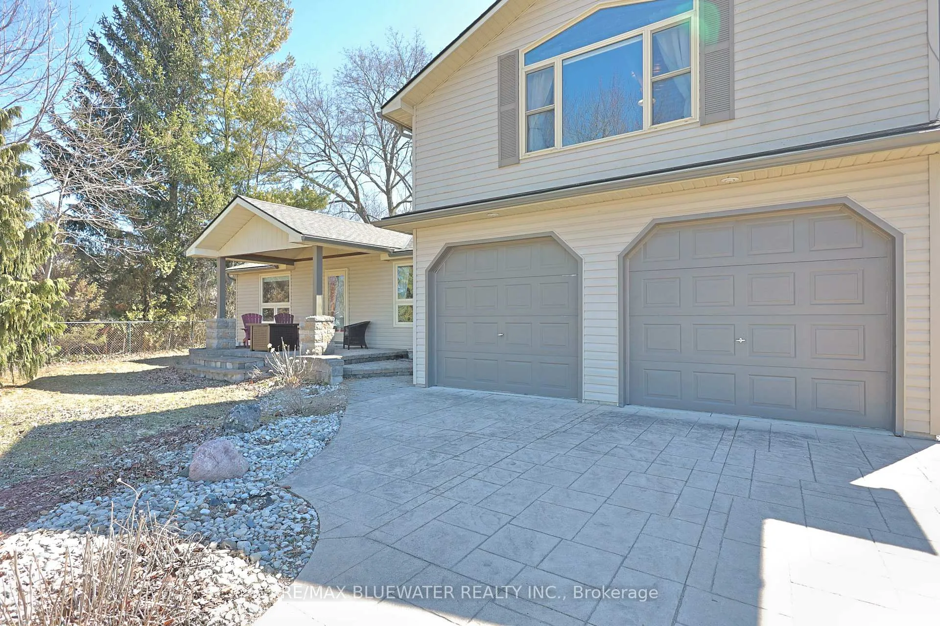 Photo 7 of 5333 Broadview Avenue, Lambton Shores — HOMEH
