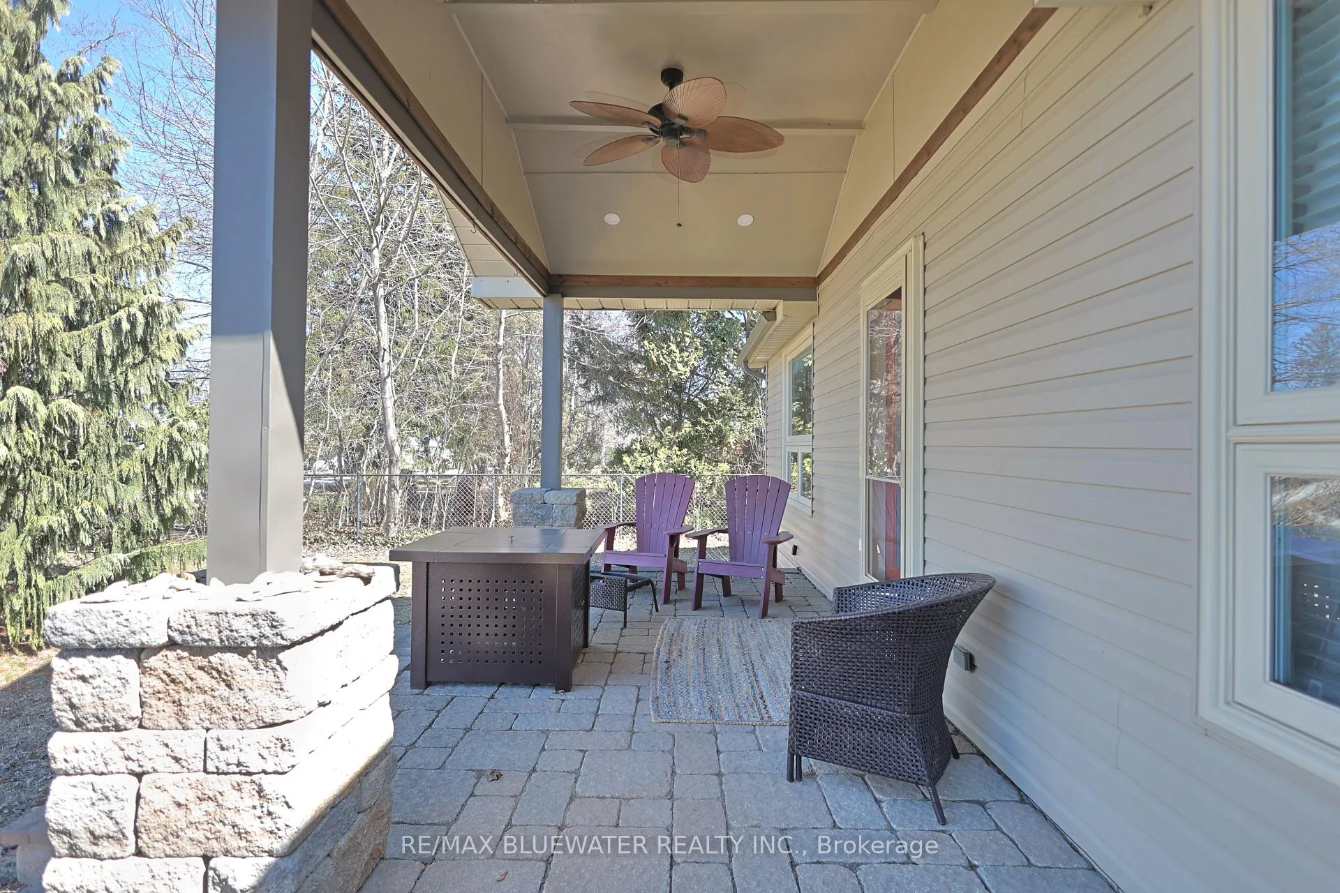 Photo 8 of 5333 Broadview Avenue, Lambton Shores — HOMEH