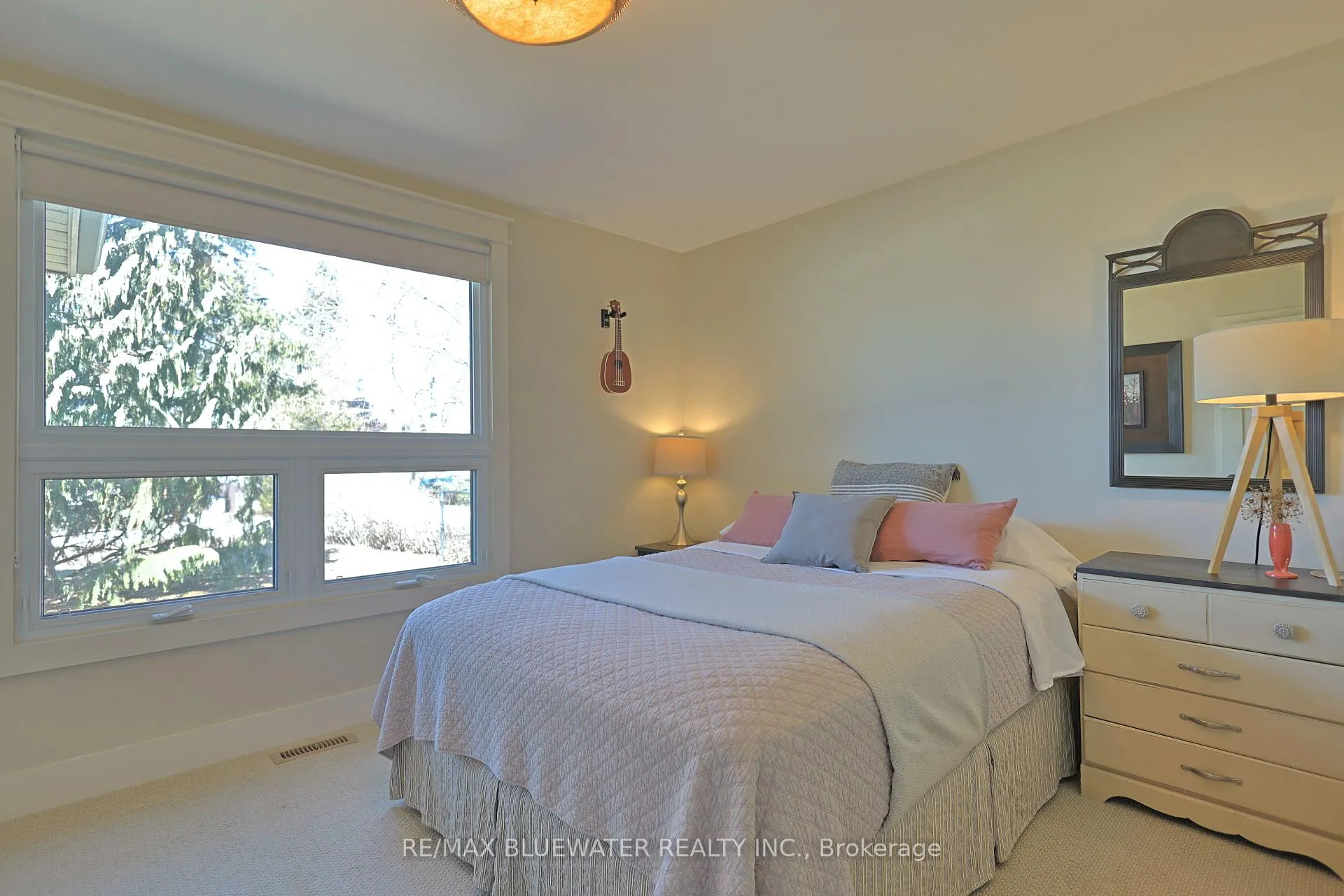 Photo 24 of 5333 Broadview Avenue, Lambton Shores — HOMEH
