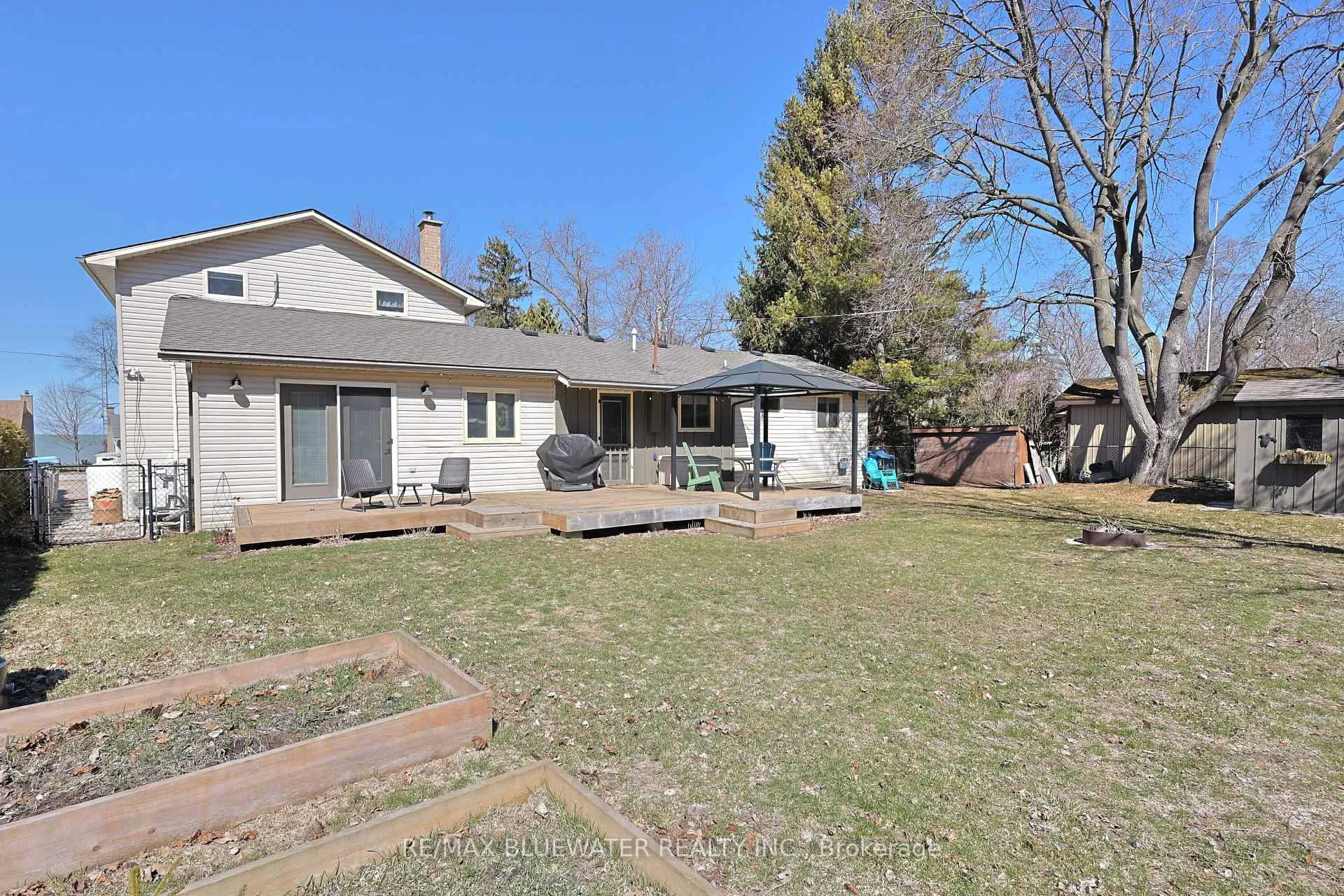 Photo 38 of 5333 Broadview Avenue, Lambton Shores — HOMEH