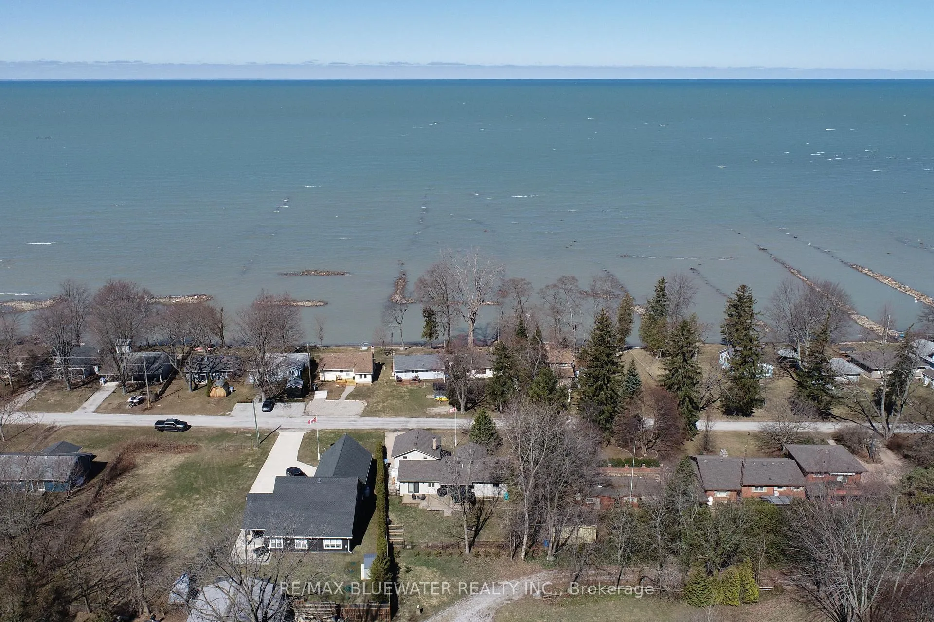 Photo 44 of 5333 Broadview Avenue, Lambton Shores — HOMEH
