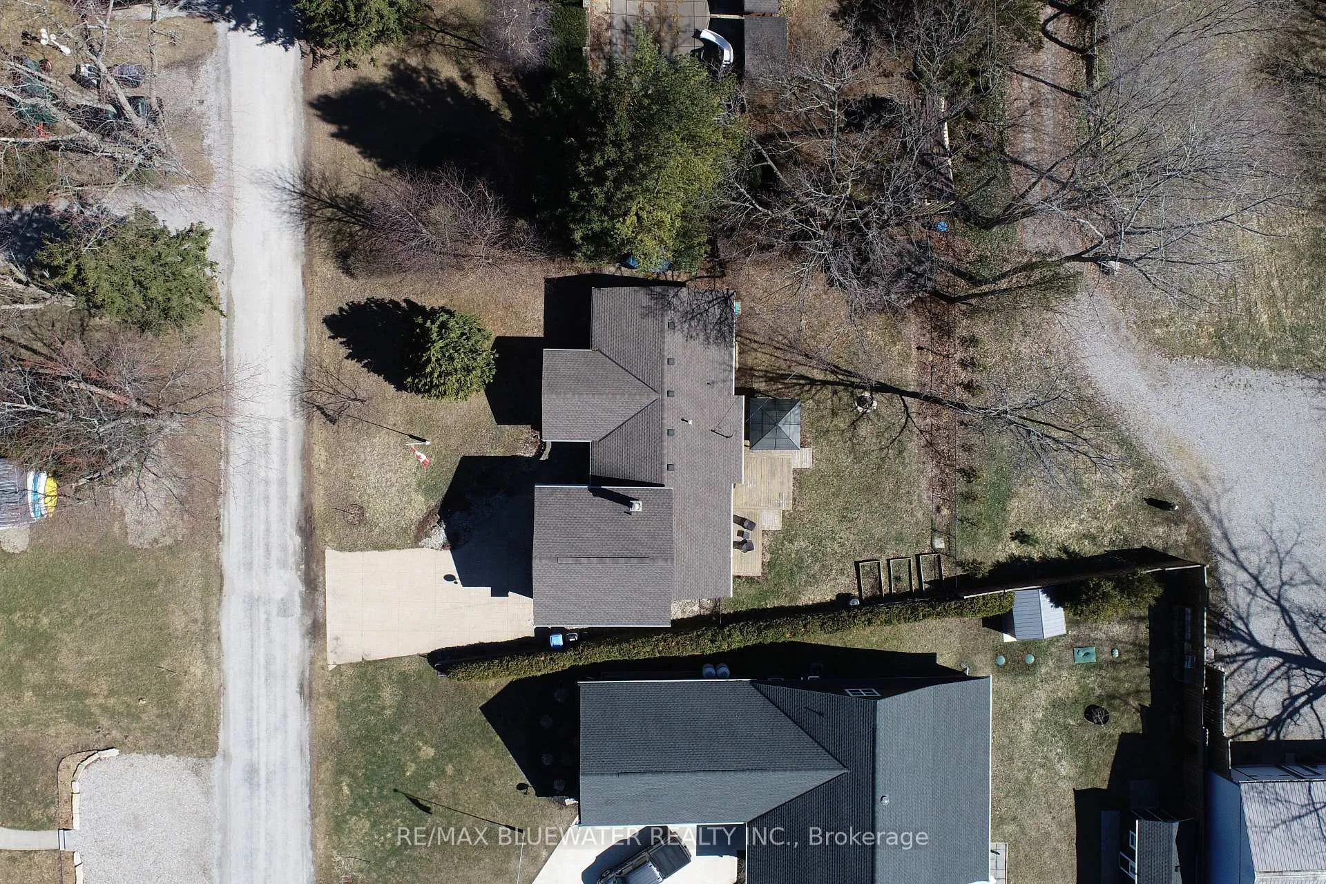 Photo 45 of 5333 Broadview Avenue, Lambton Shores — HOMEH