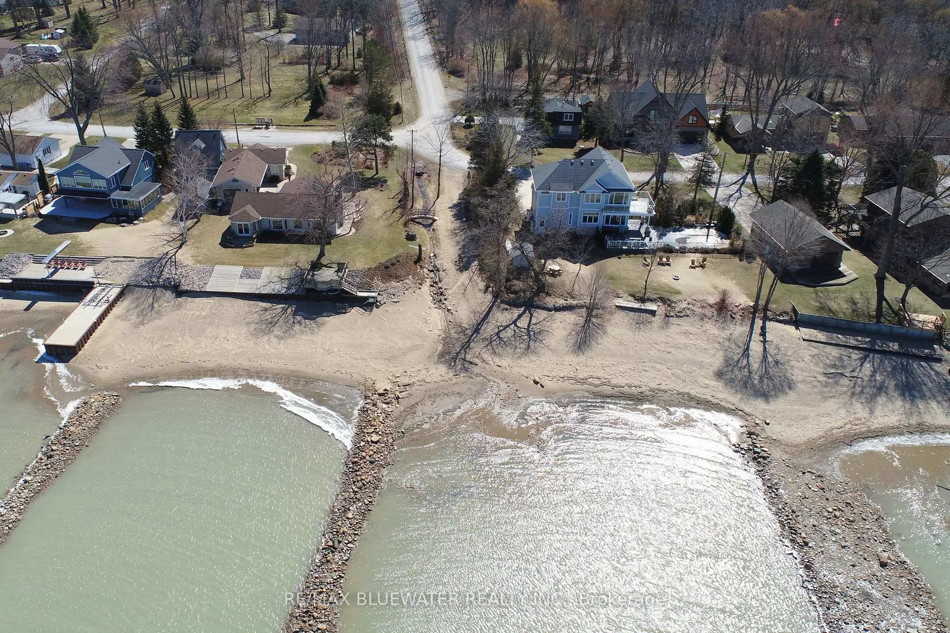 Photo 47 of 5333 Broadview Avenue, Lambton Shores — HOMEH