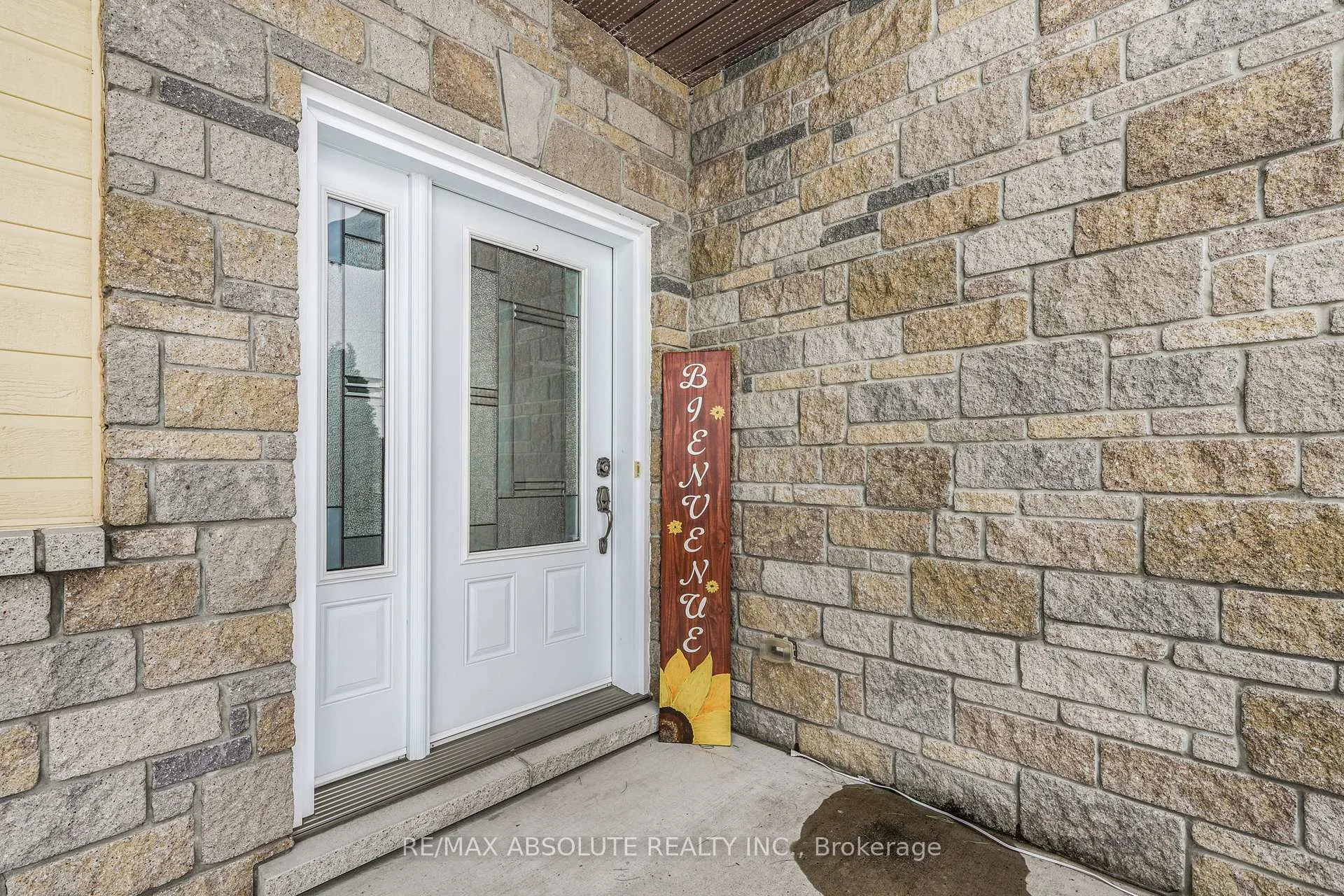 Photo 3 of 2655 Charbonneau Road, Champlain, Champlain Twp — HOMEH